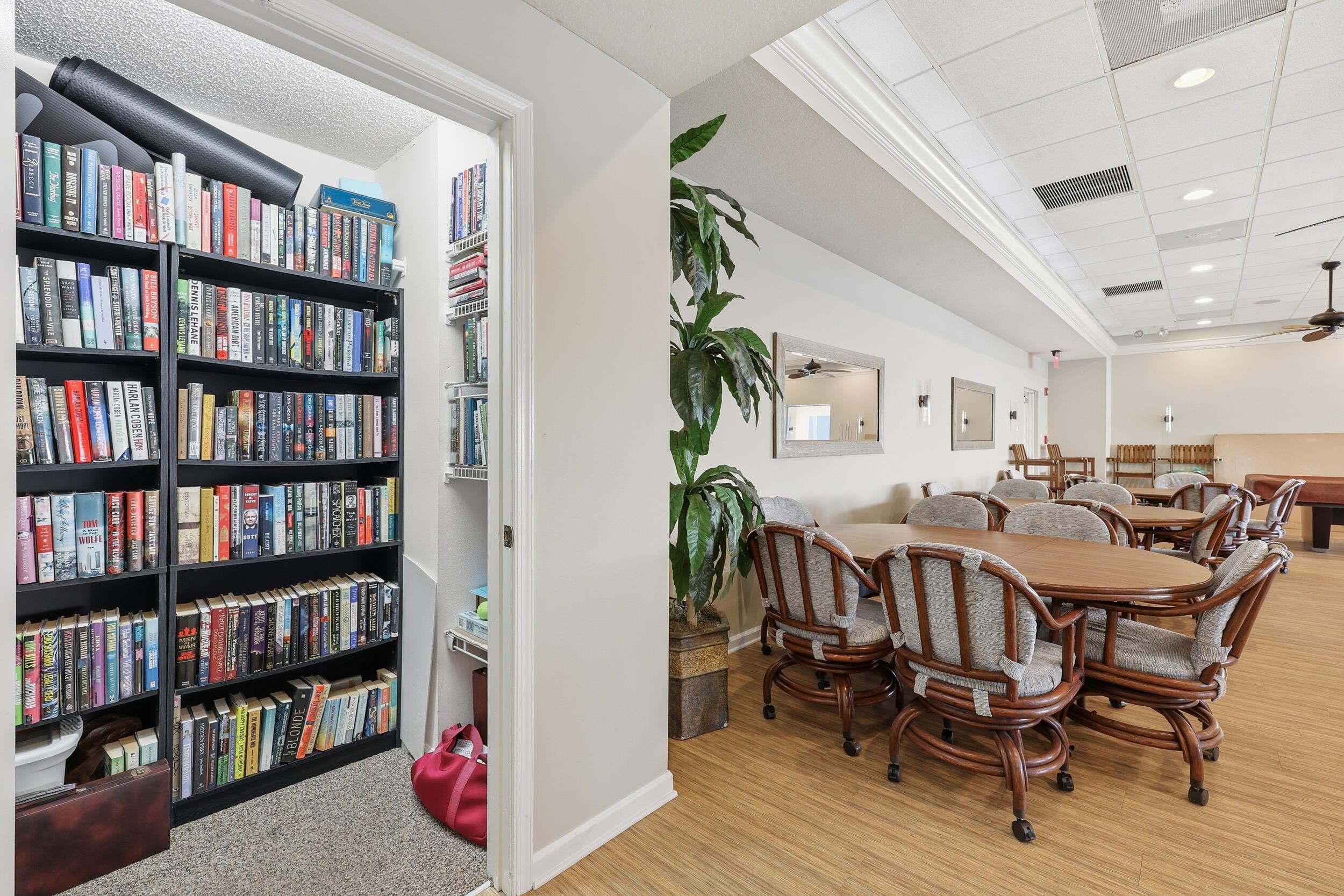 19800 Sandpointe Bay #802 Tequesta, FL 33469