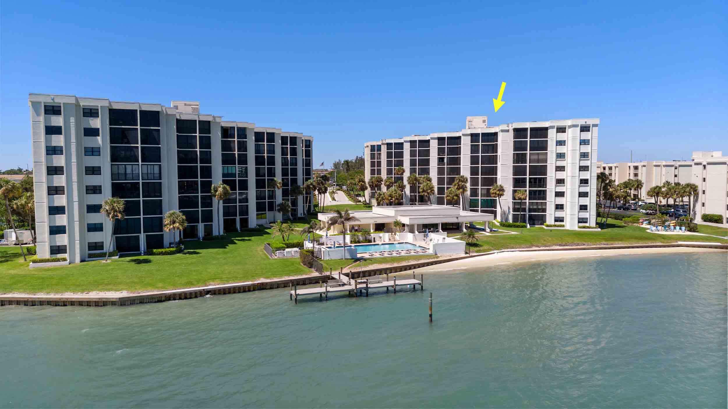 19800 Sandpointe Bay #802 Tequesta, FL 33469