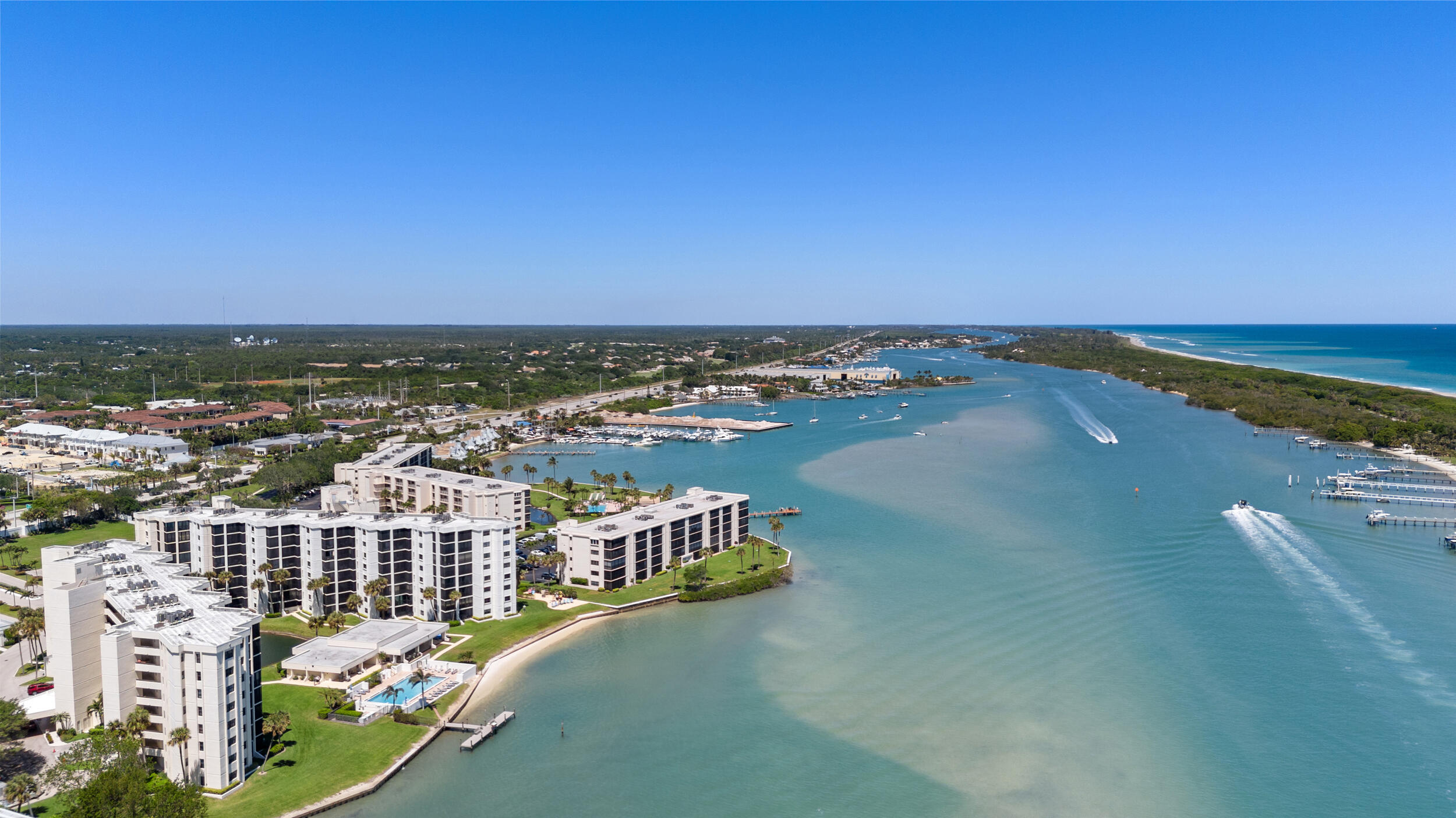 19800 Sandpointe Bay #802 Tequesta, FL 33469