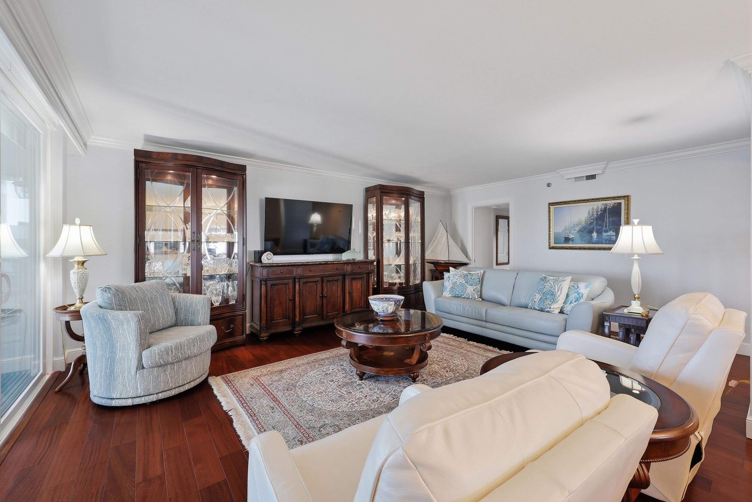 19800 Sandpointe Bay #802 Tequesta, FL 33469