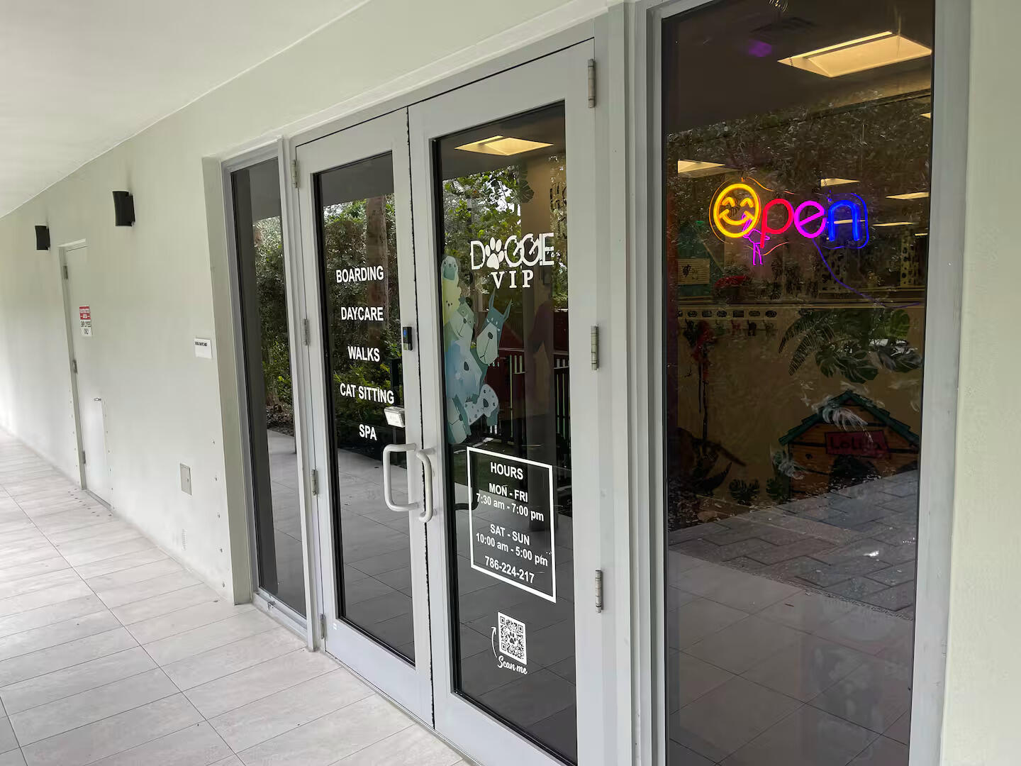 image Flamingo South Beach47