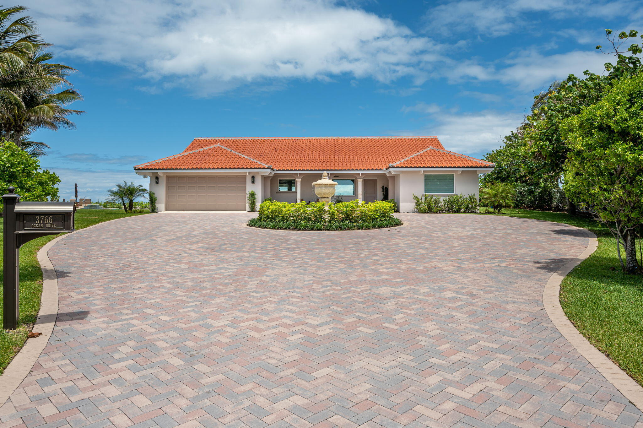 3766 Ocean Vero Beach, FL 32963
