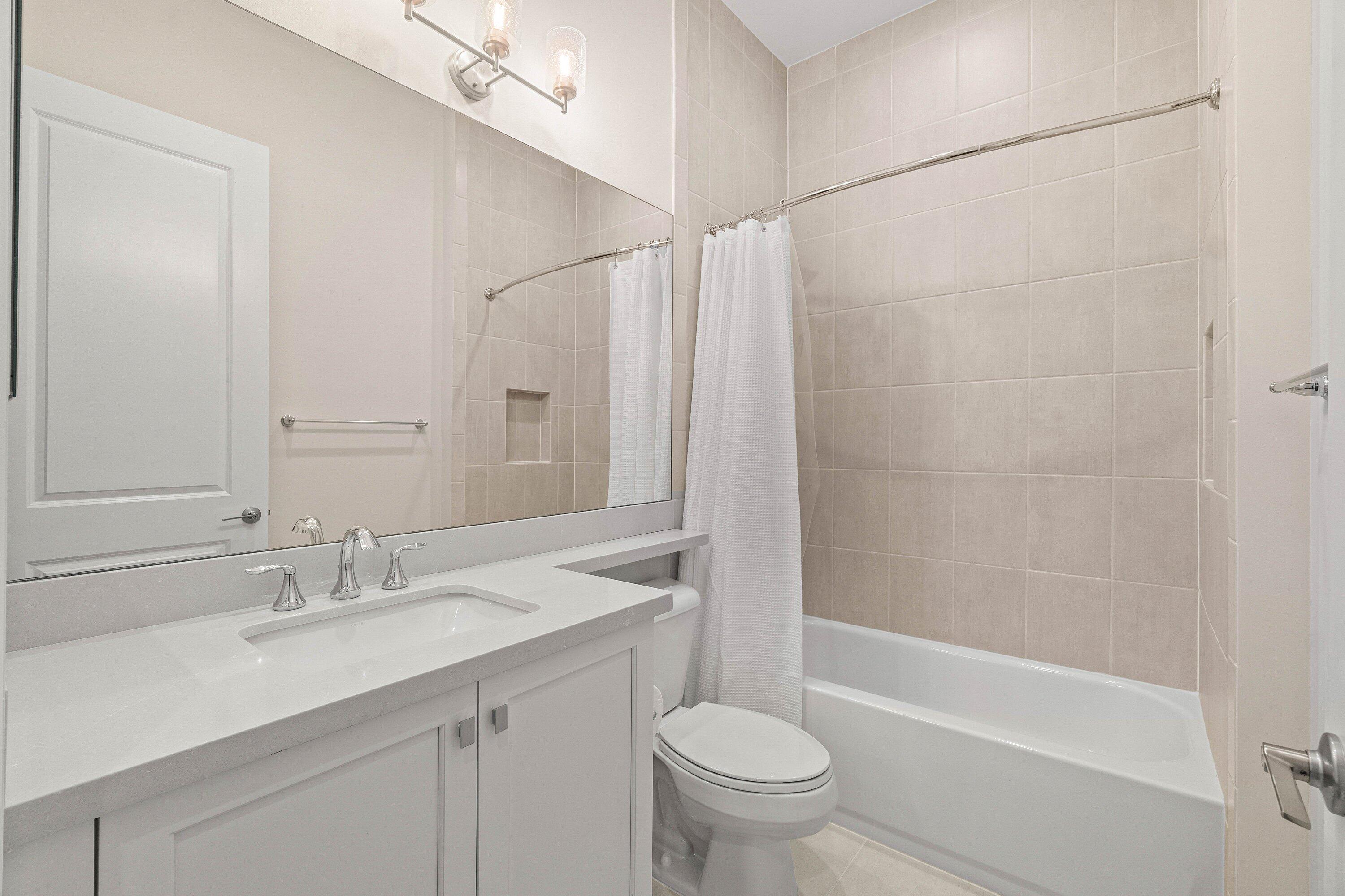 9918 Pecorino Boynton Beach, FL 33473