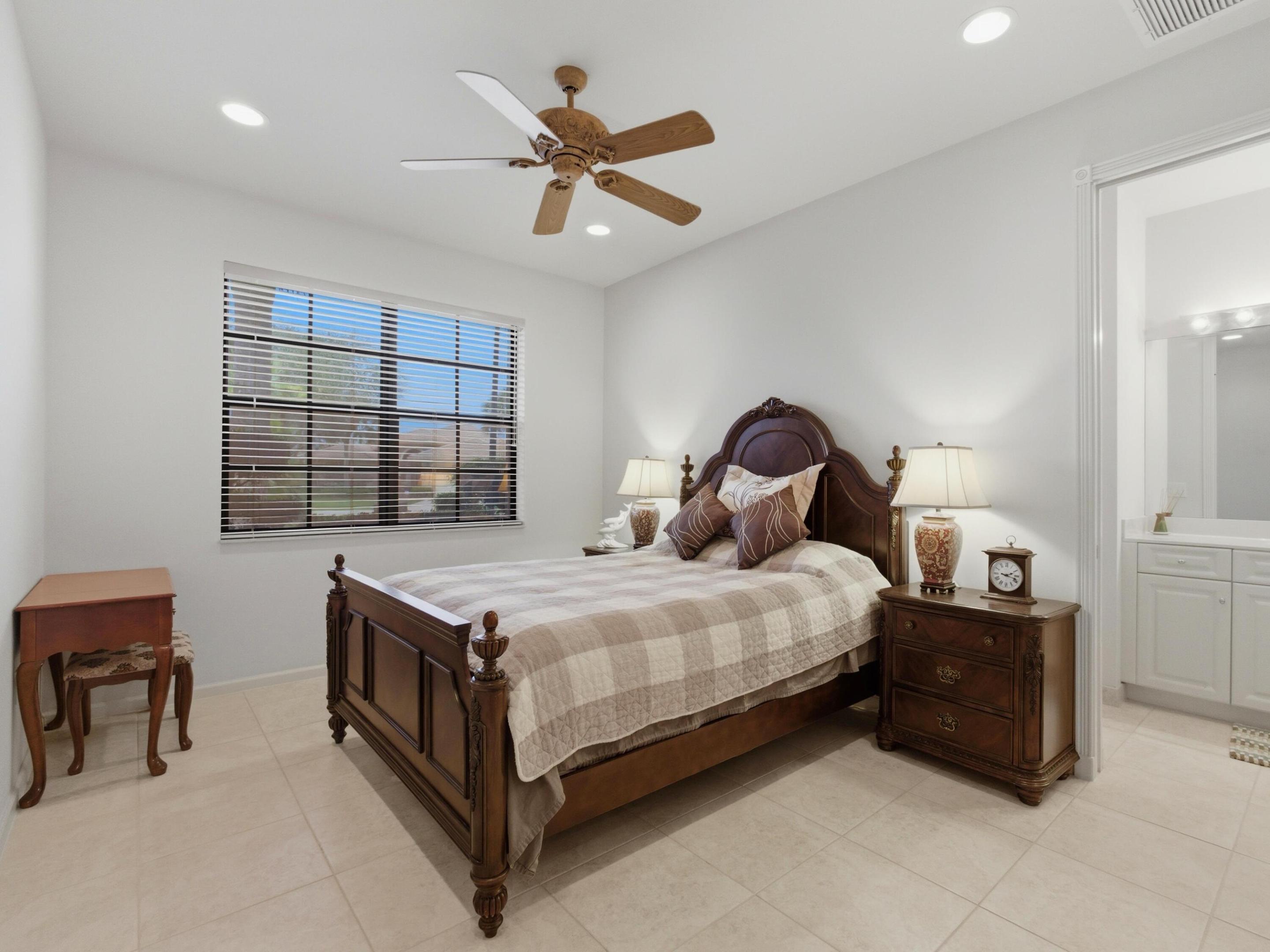 11082 Via Siena Boynton Beach, FL 33437