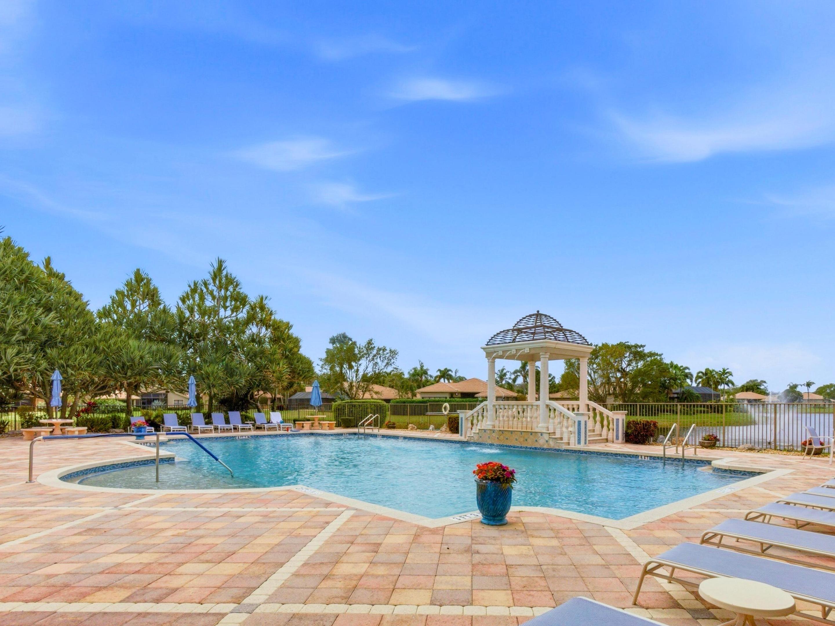 11082 Via Siena Boynton Beach, FL 33437