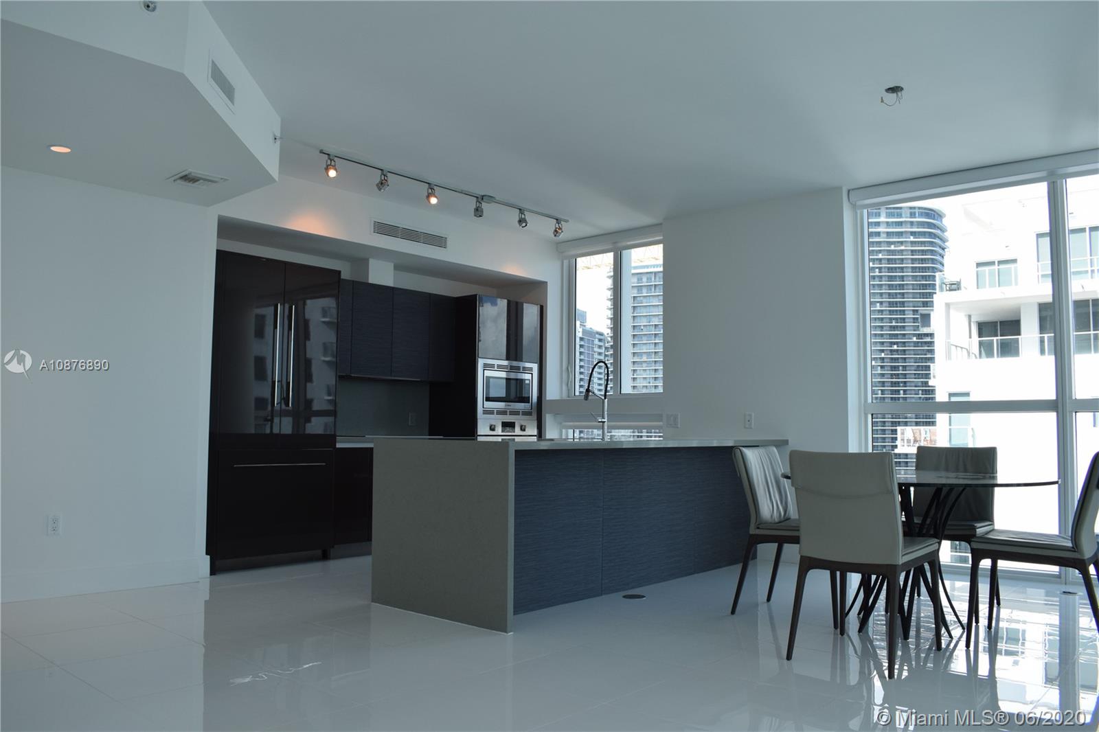 1080 Brickell Ave #3306