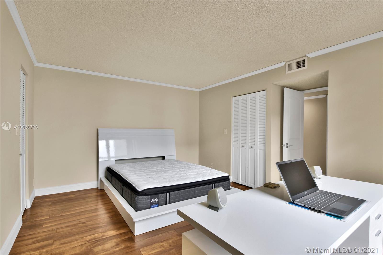 image Biscayne Cove10