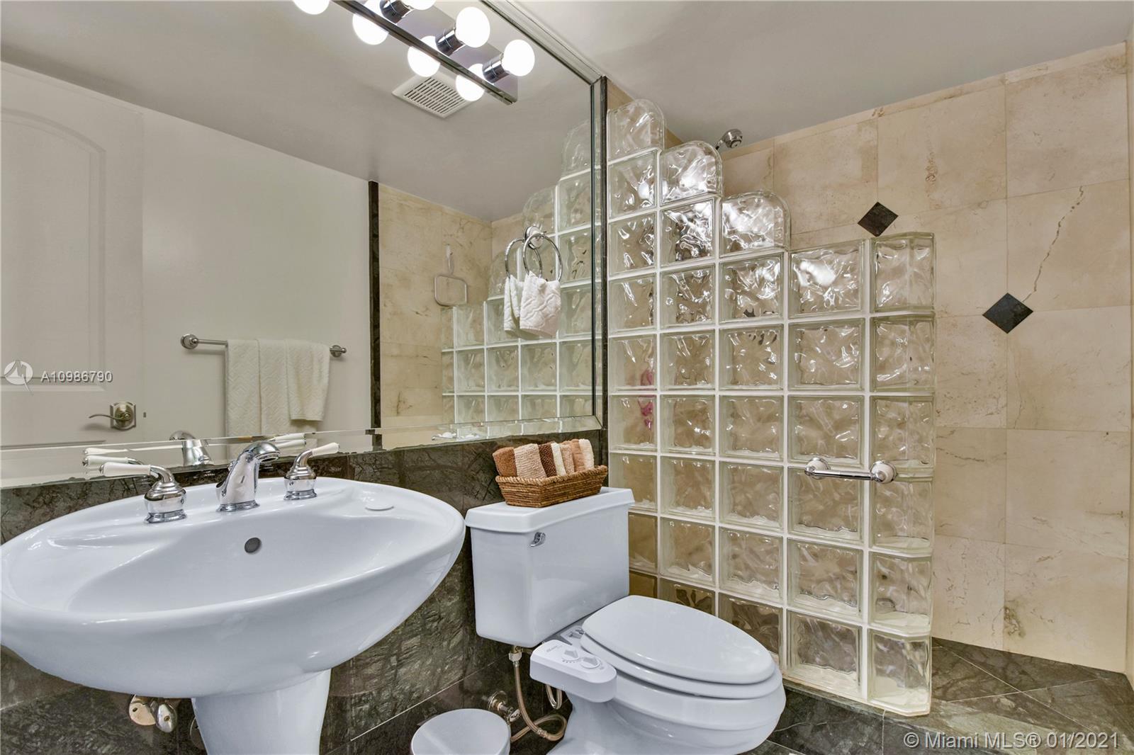 image Biscayne Cove12