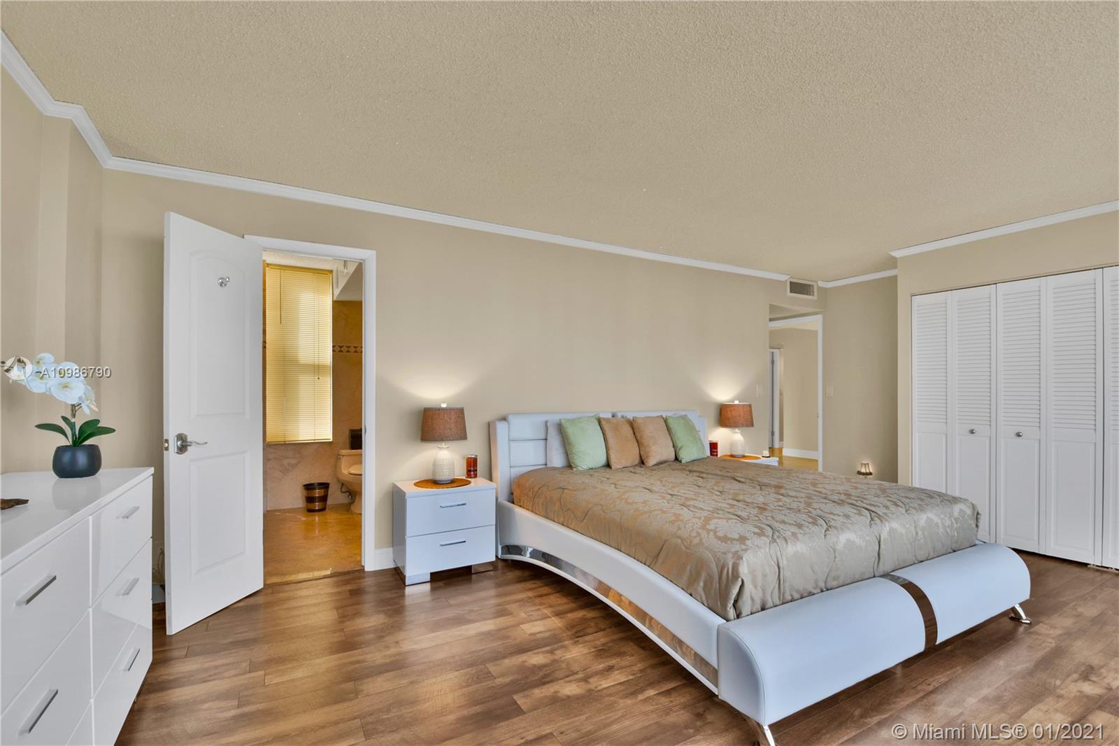 image Biscayne Cove15