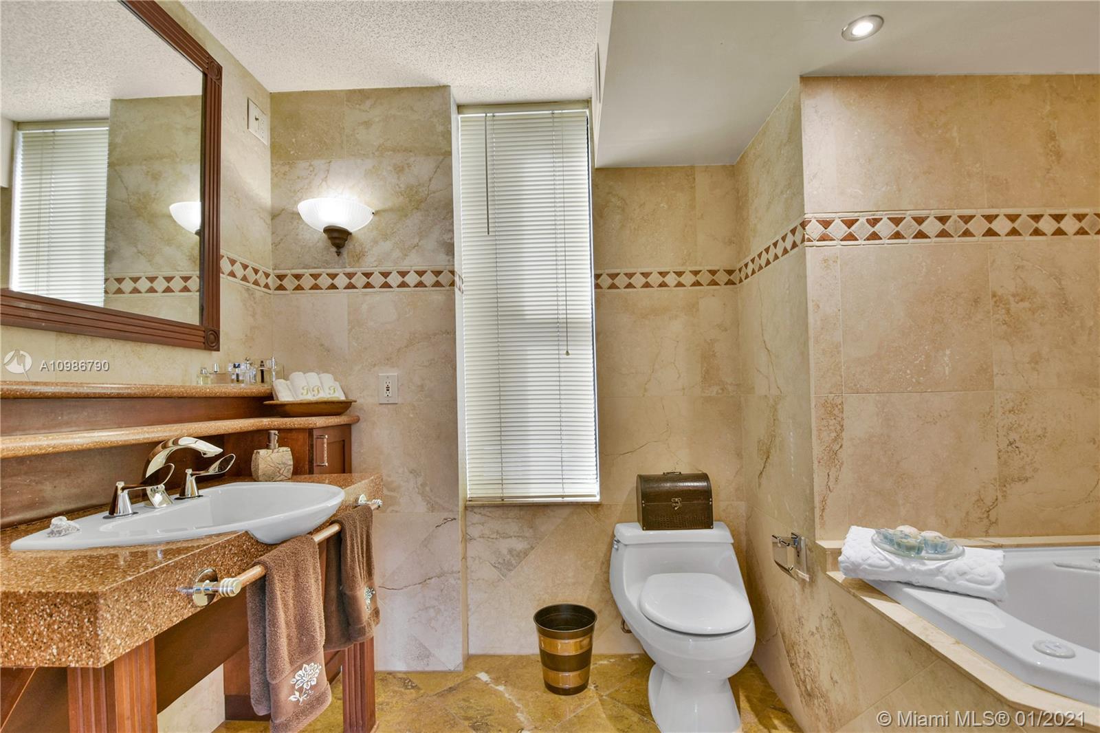 image Biscayne Cove18