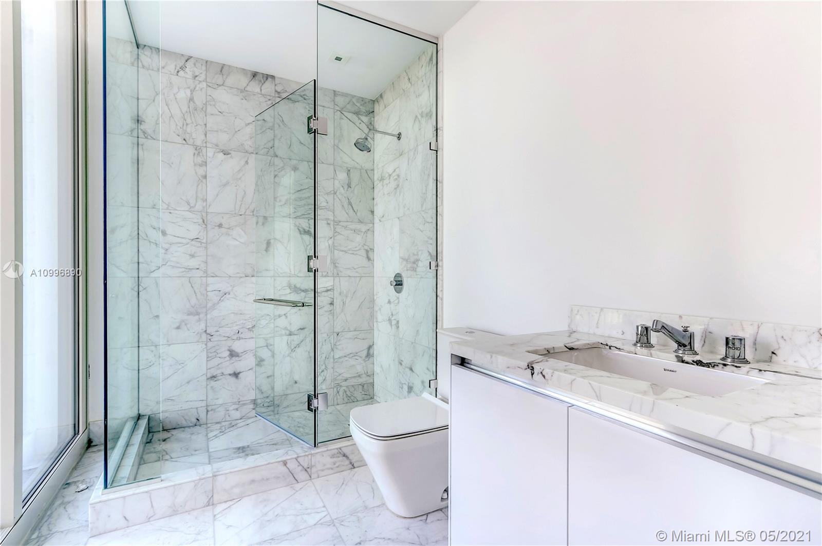 image Jade Signature3