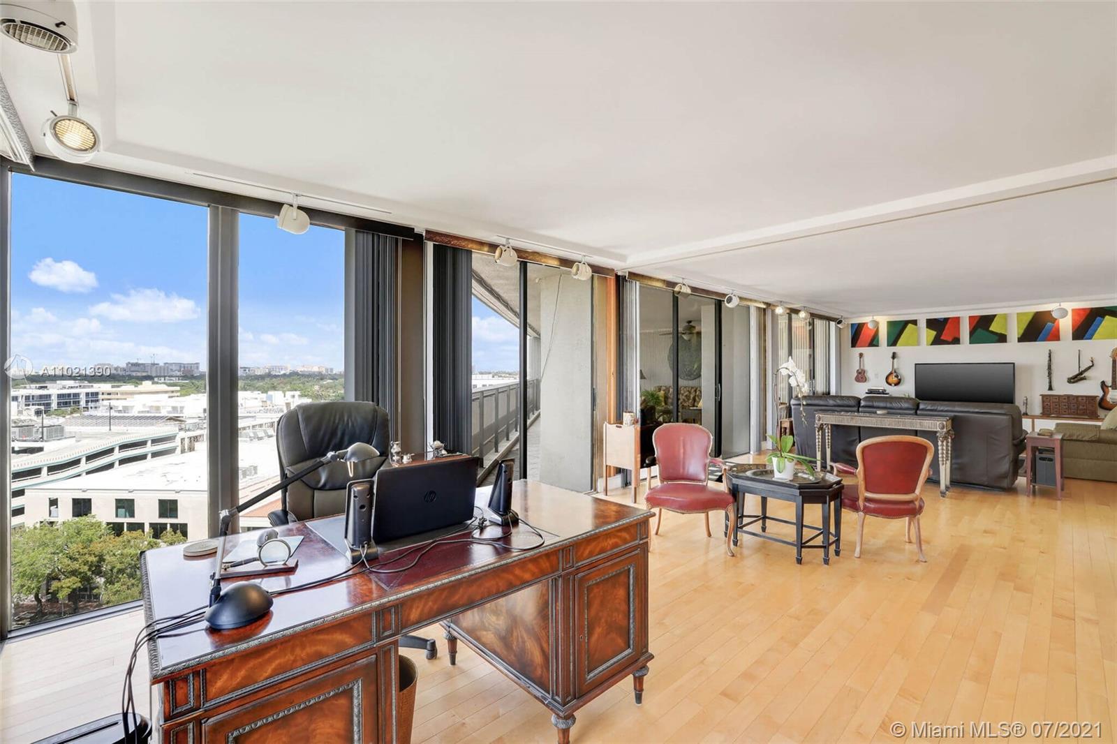 2901 S Bayshore Dr #12F Miami, FL 33133