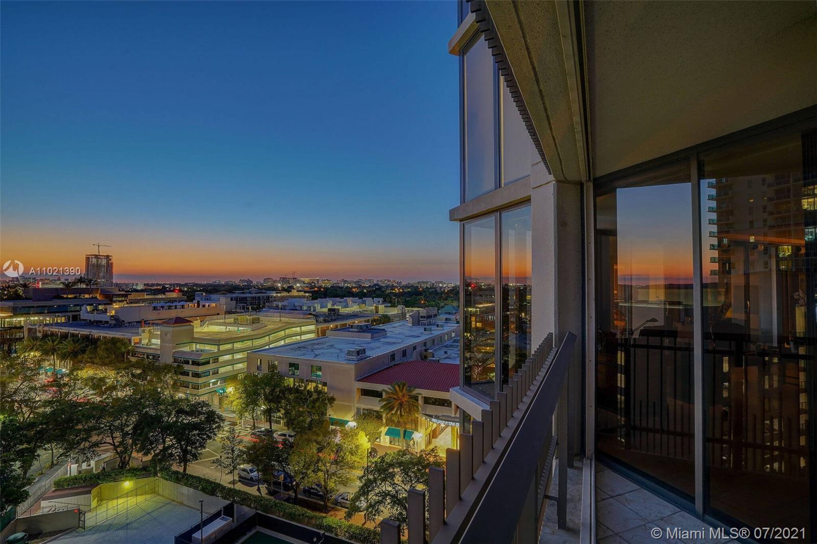 2901 S Bayshore Dr #12F Miami, FL 33133