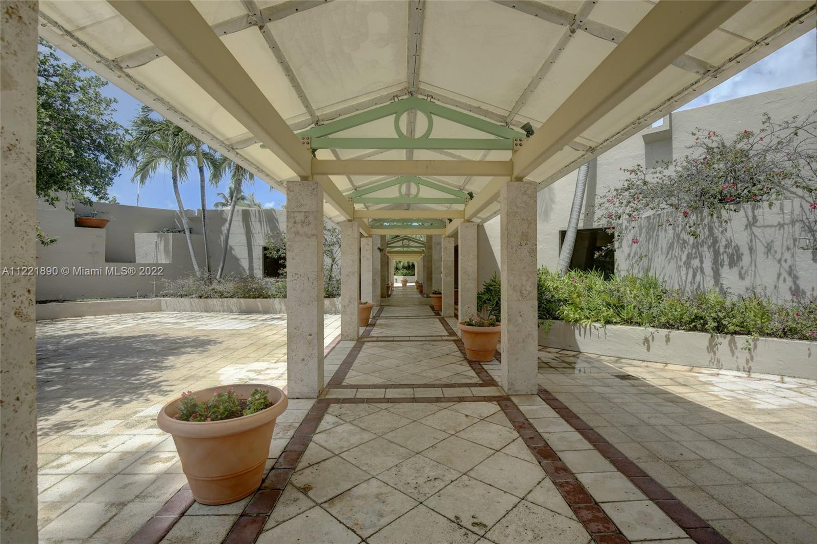 image Emerald Bay at Key Colony11