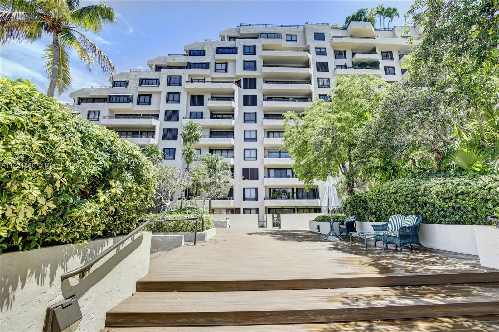image Emerald Bay at Key Colony16