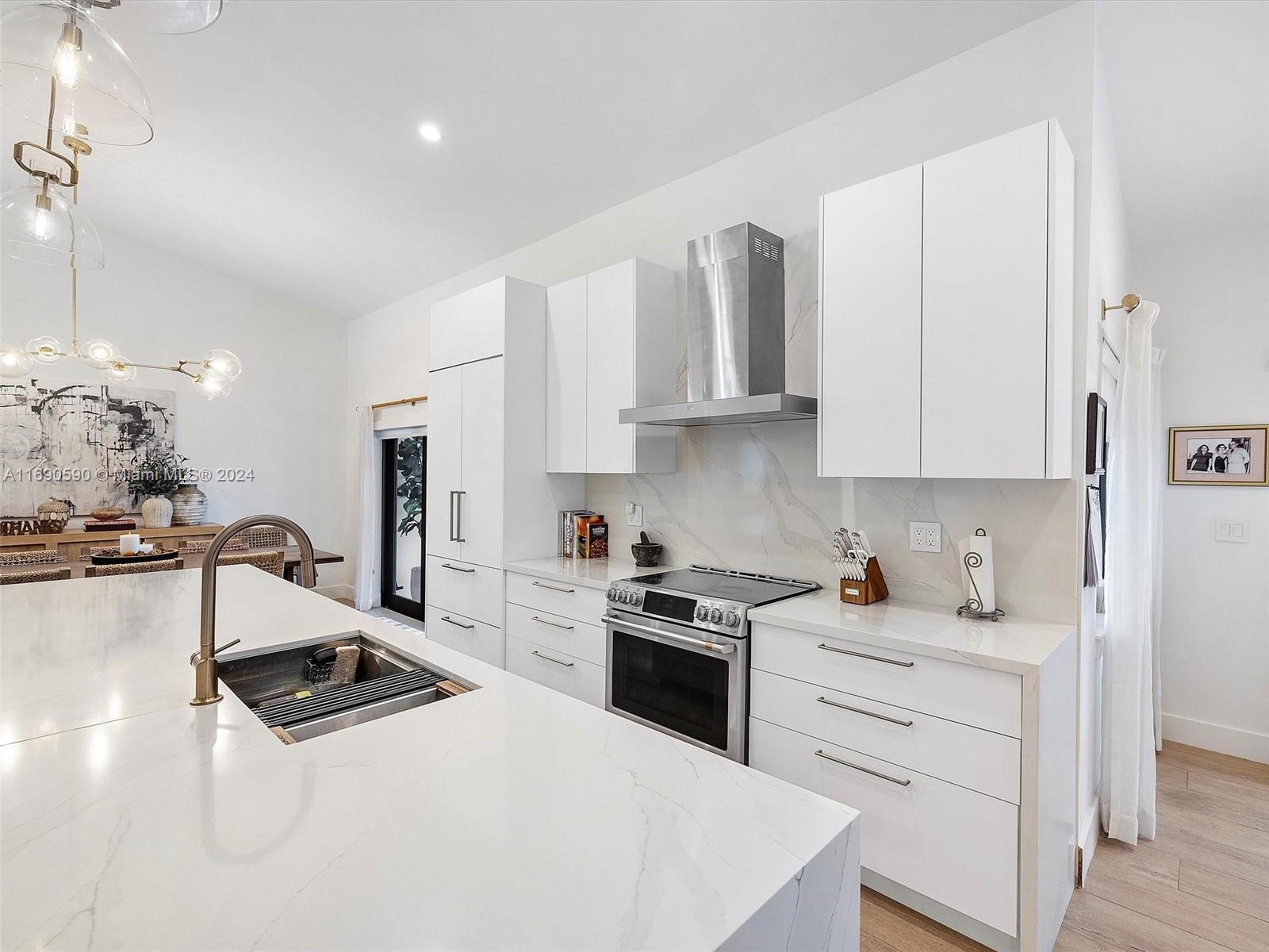 3776 SW 107th Ct Miami, FL 33165