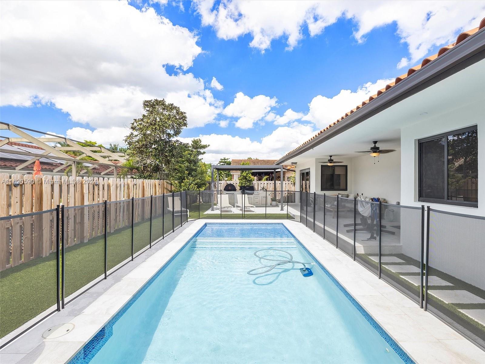 3776 SW 107th Ct Miami, FL 33165