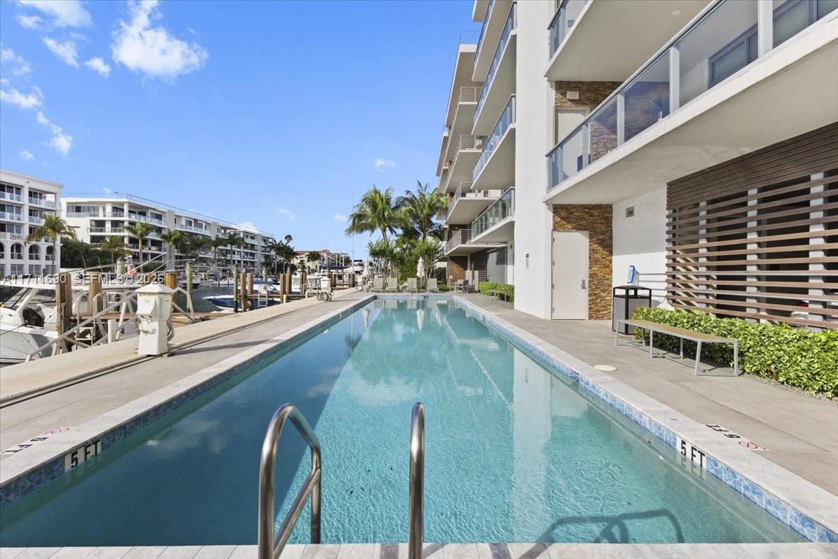 21 Isle Of Venice Dr #PH1 Fort Lauderdale, FL 33301