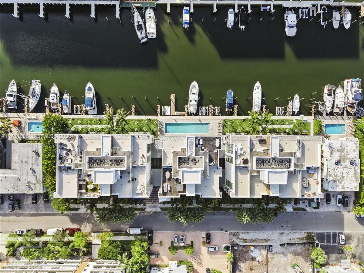 21 Isle Of Venice Dr #PH1 Fort Lauderdale, FL 33301