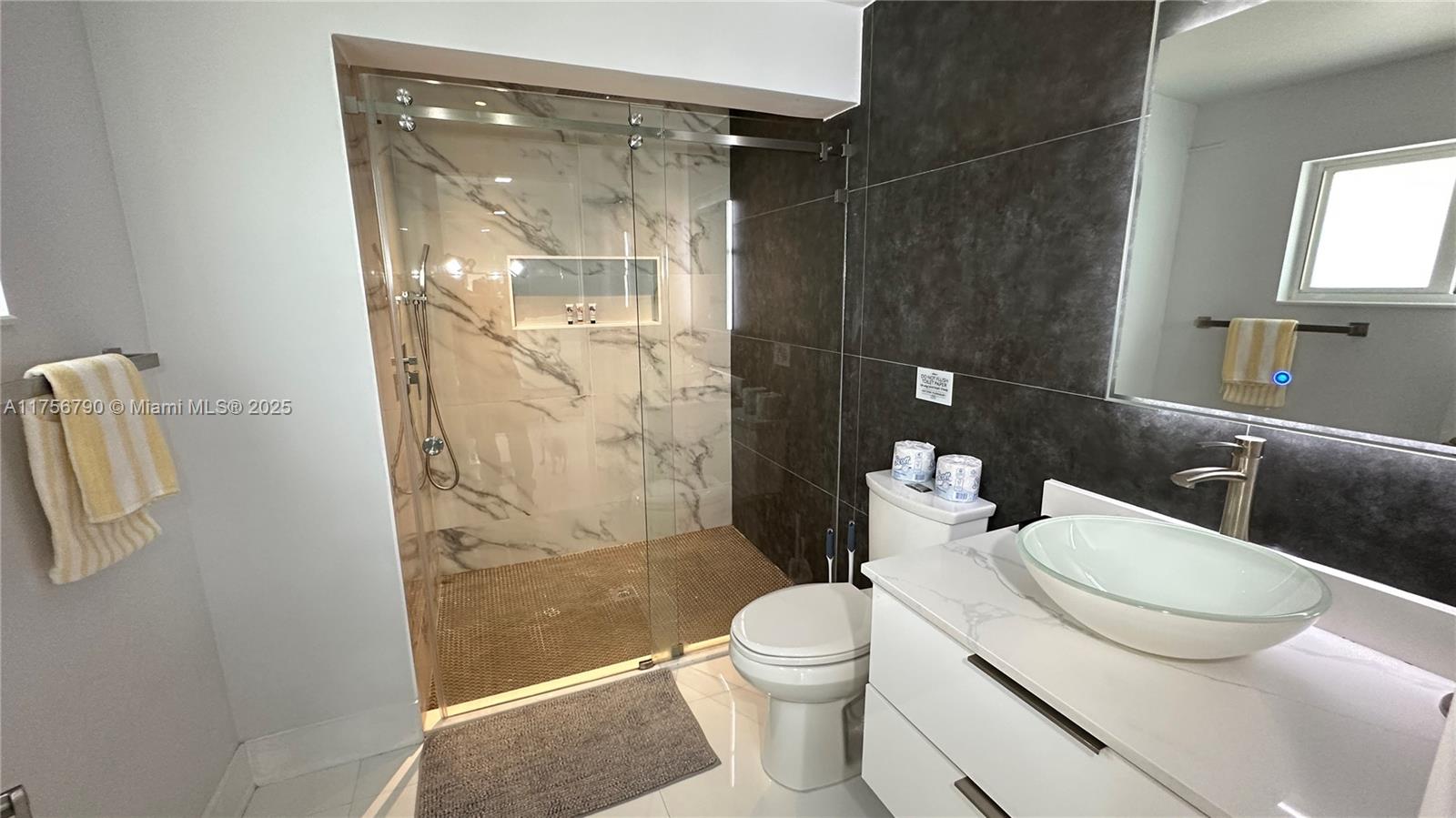 4288 SW 9th St,Miami, FL 33134