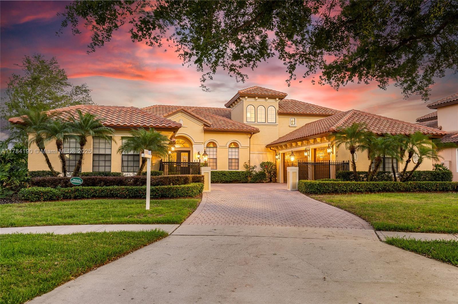 9178 Panzani Pl