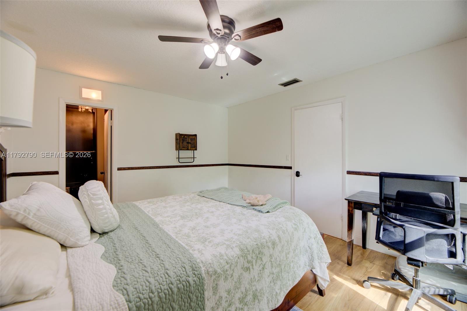 11560 NW 26th St Plantation, FL 33323