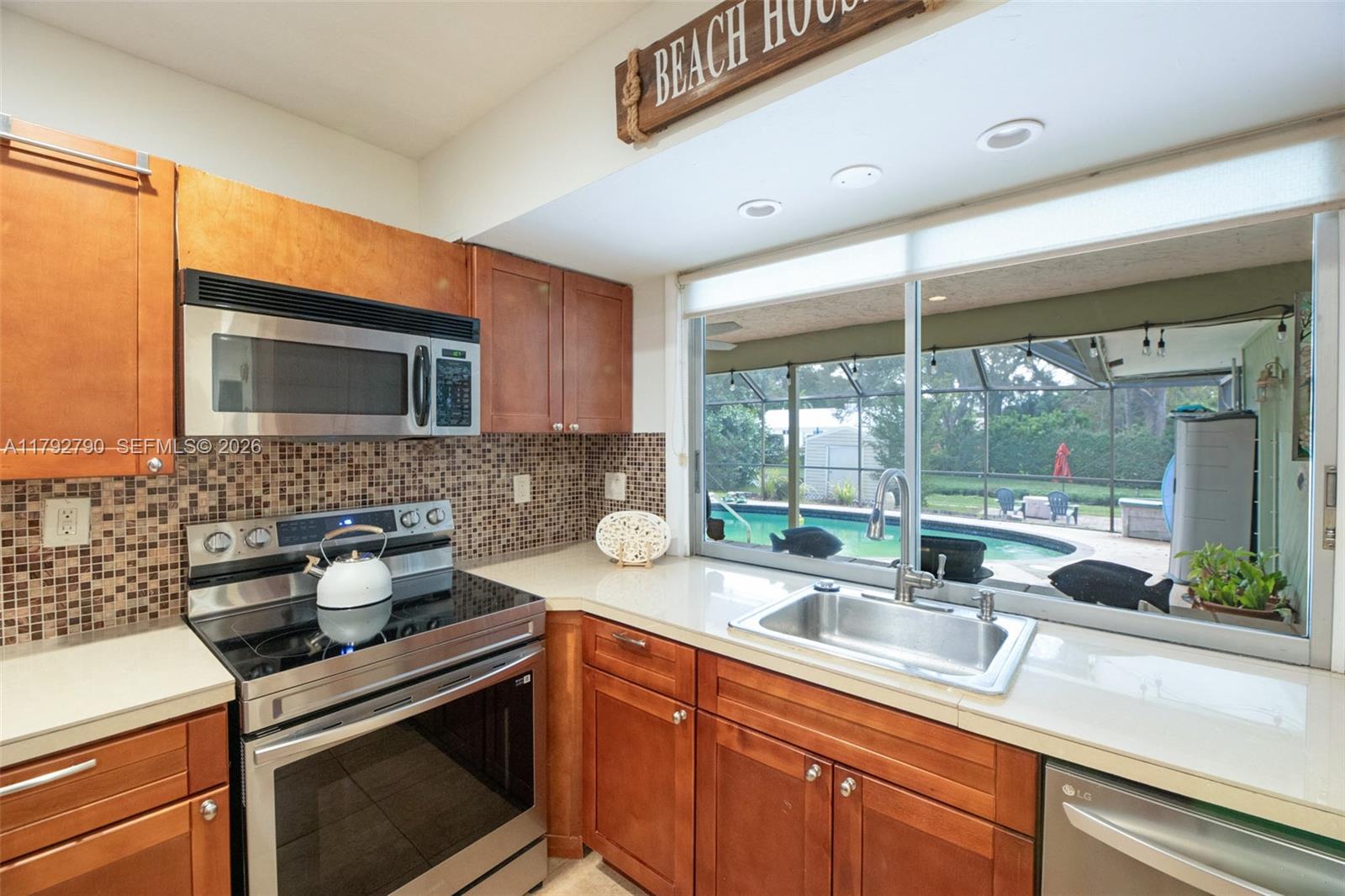 11560 NW 26th St Plantation, FL 33323