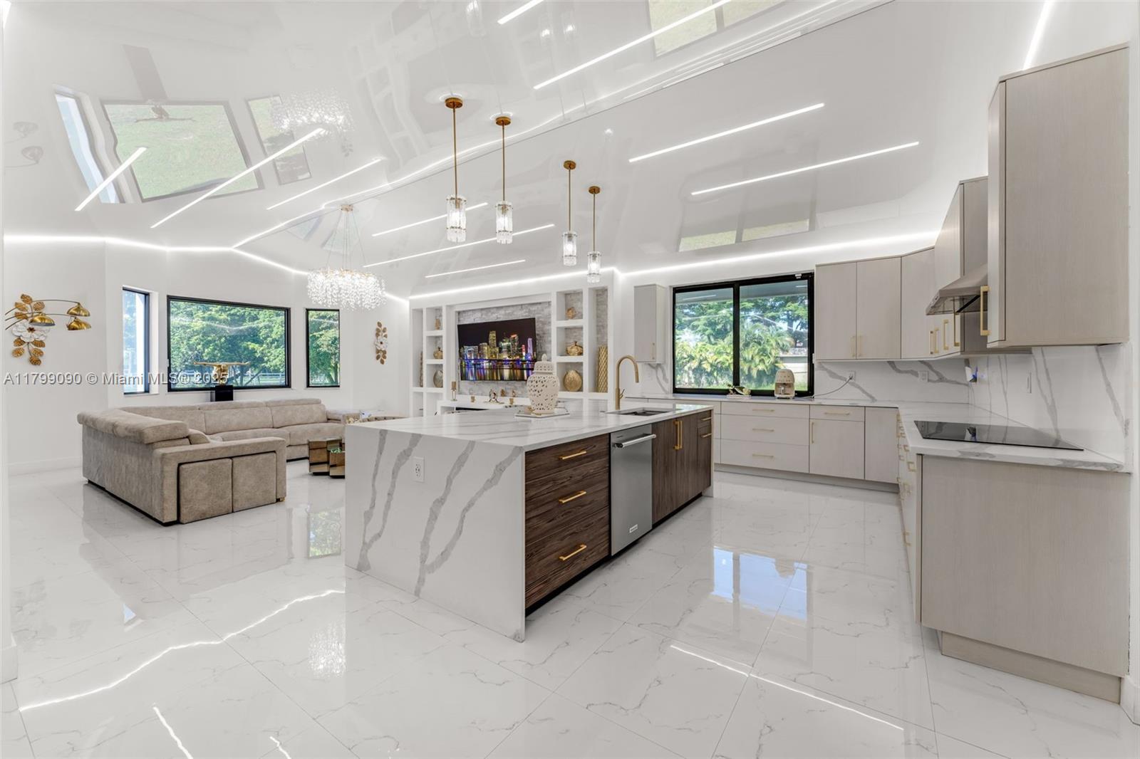 17795 SW 158th St Miami, FL 33187