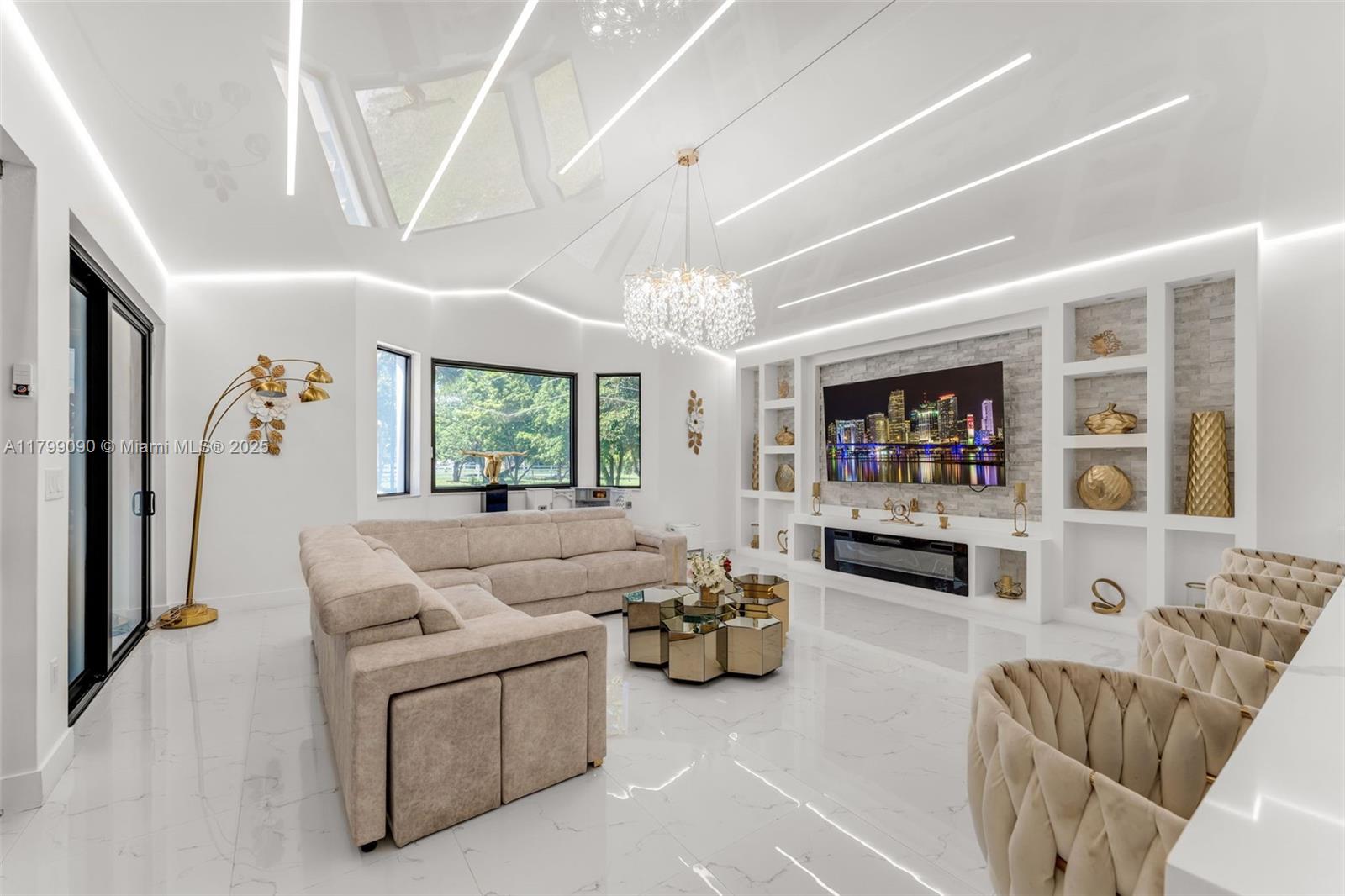 17795 SW 158th St Miami, FL 33187