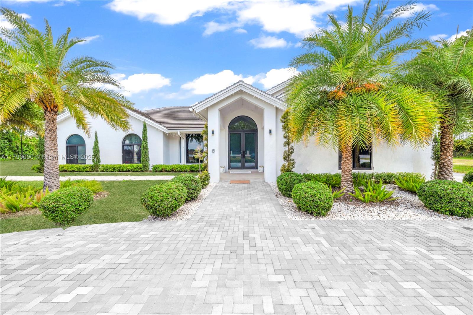 17795 SW 158th St Miami, FL 33187