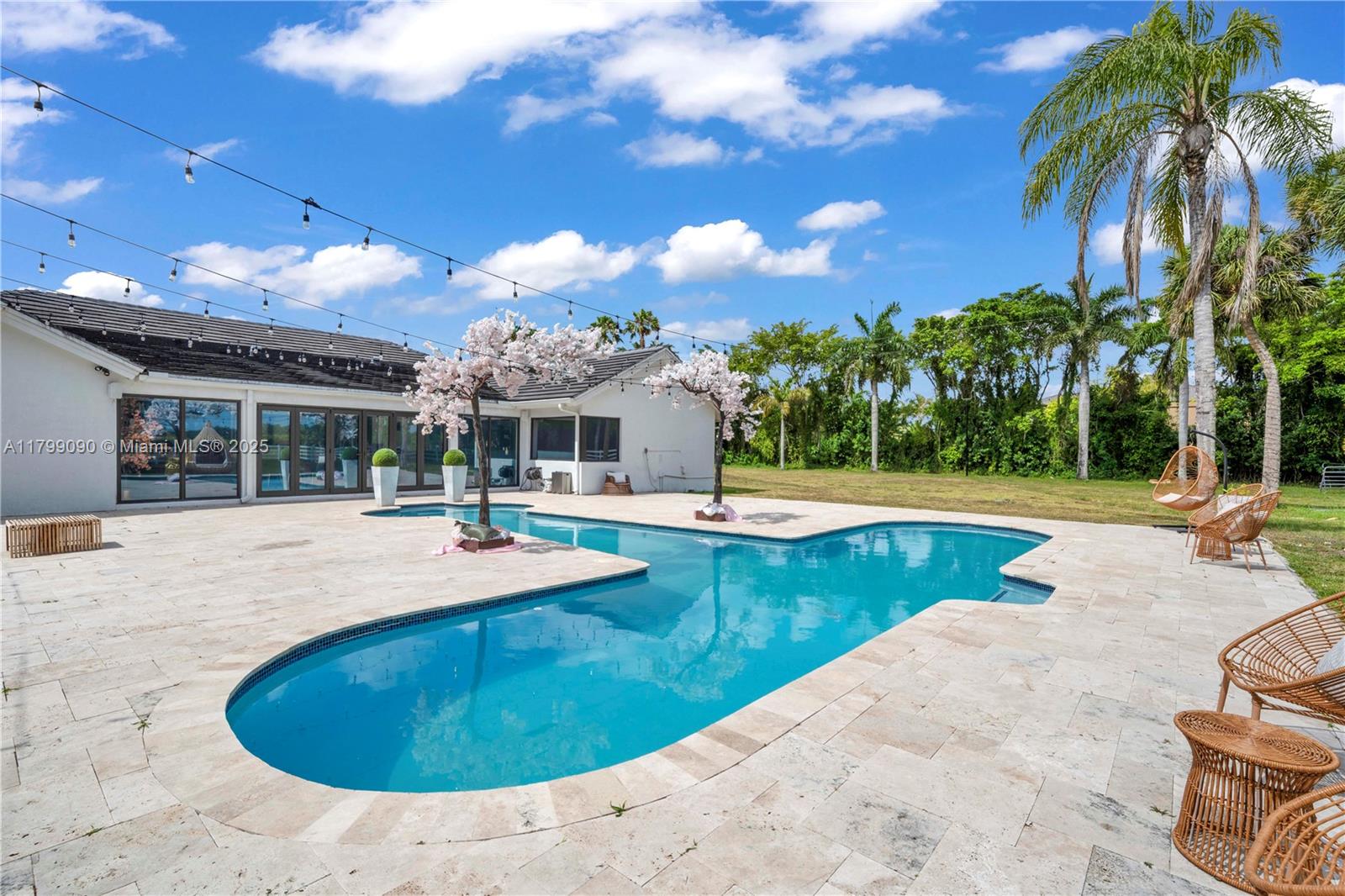 17795 SW 158th St Miami, FL 33187