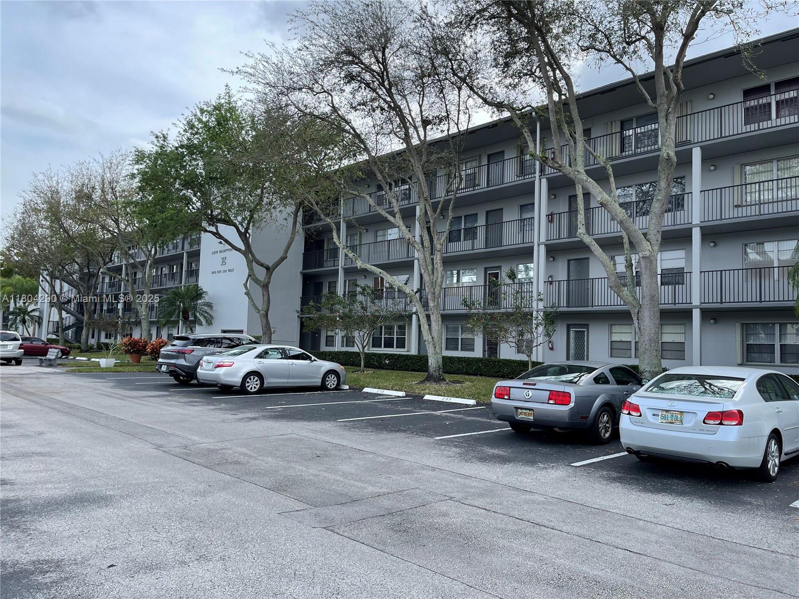 300 SW 134th Way #209E