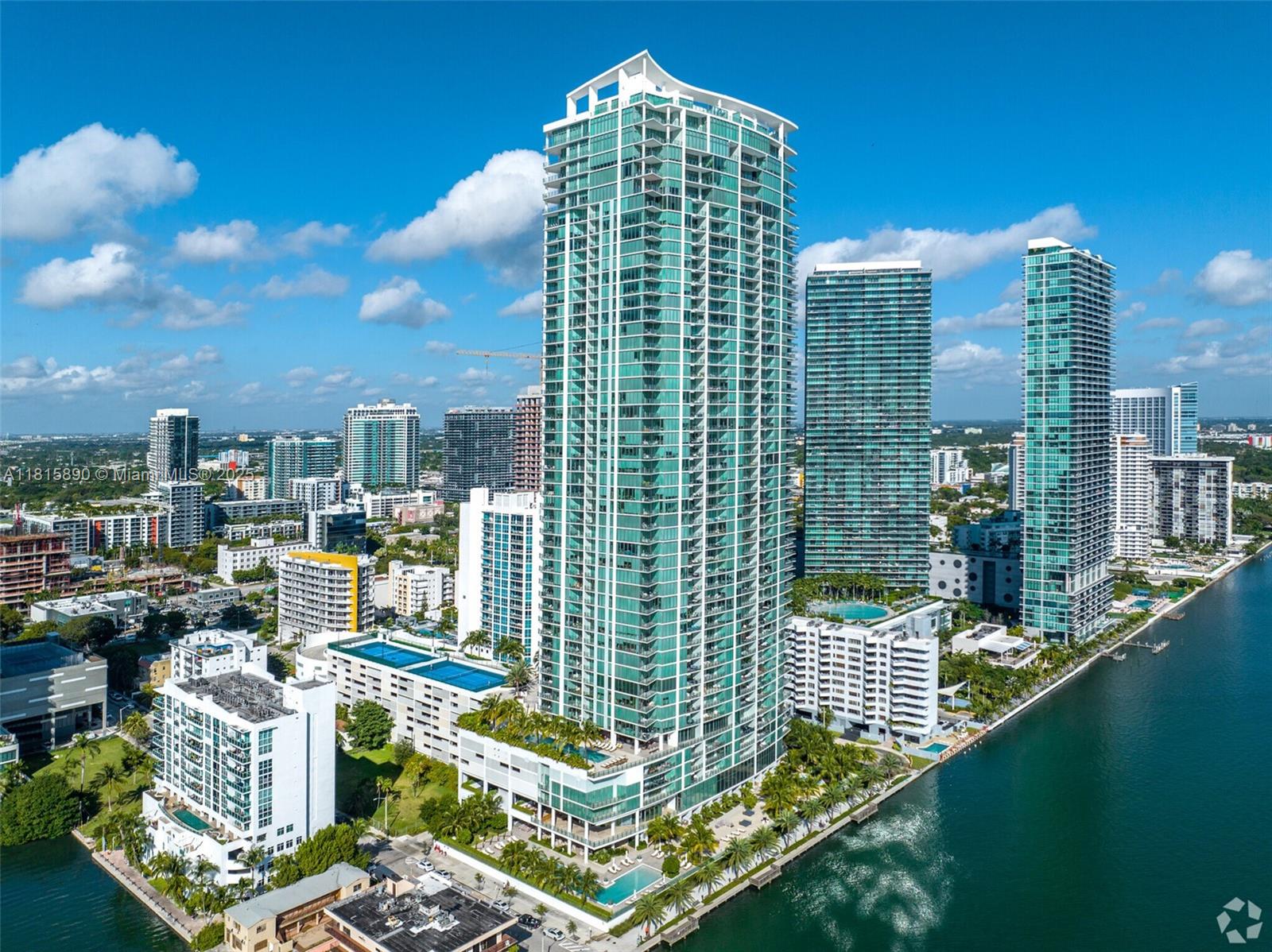 2900 NE 7th Ave #2808,Miami, FL 33137
