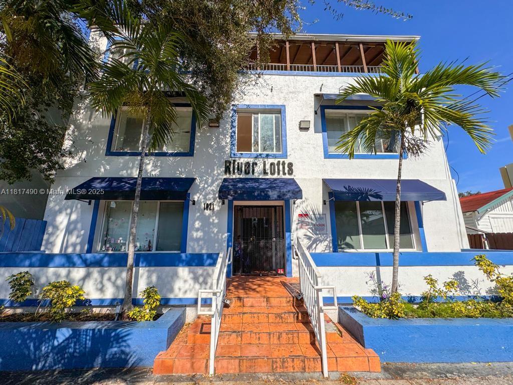 1021 NW 3rd St #206
