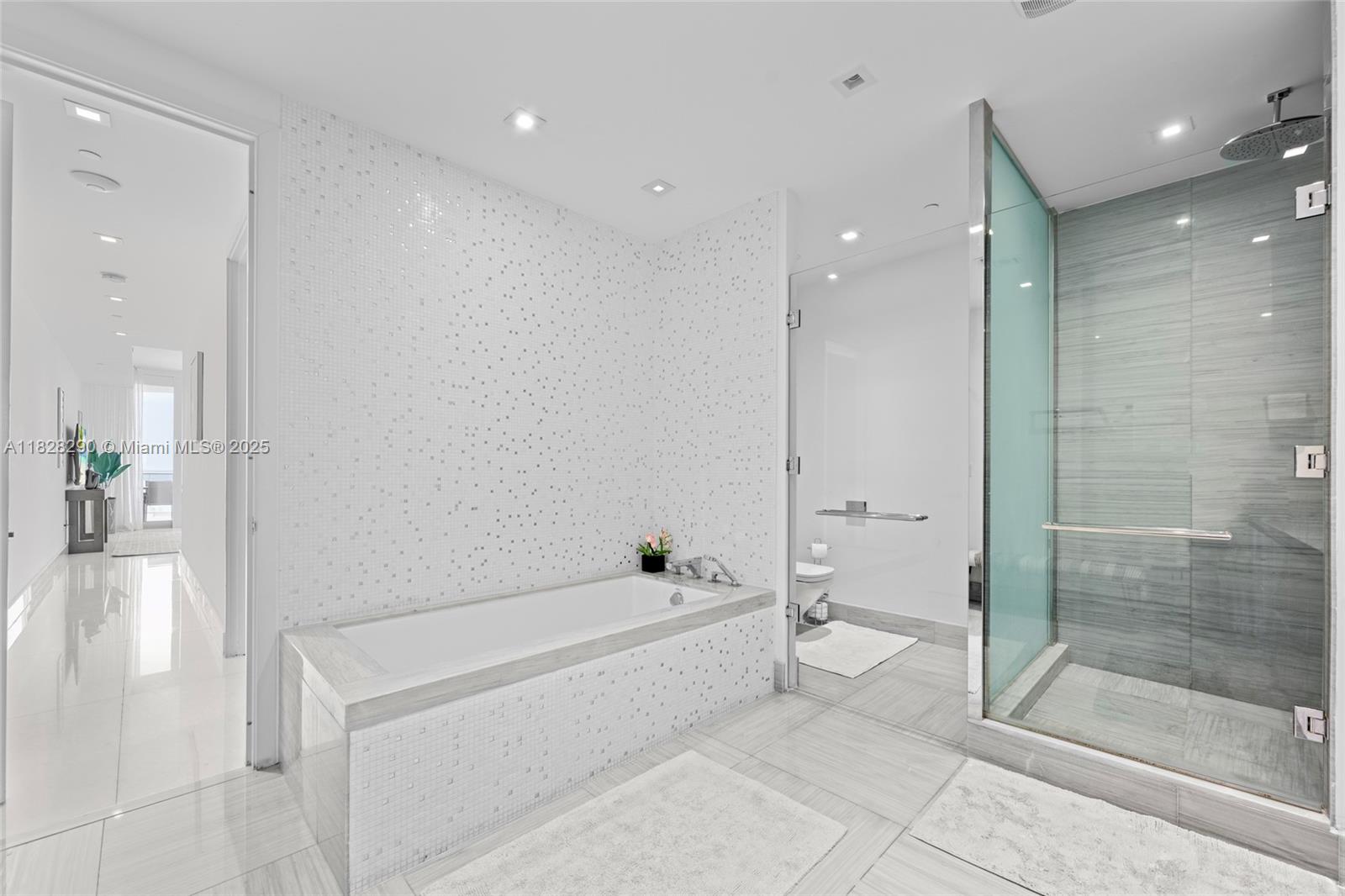 image Jade Signature28