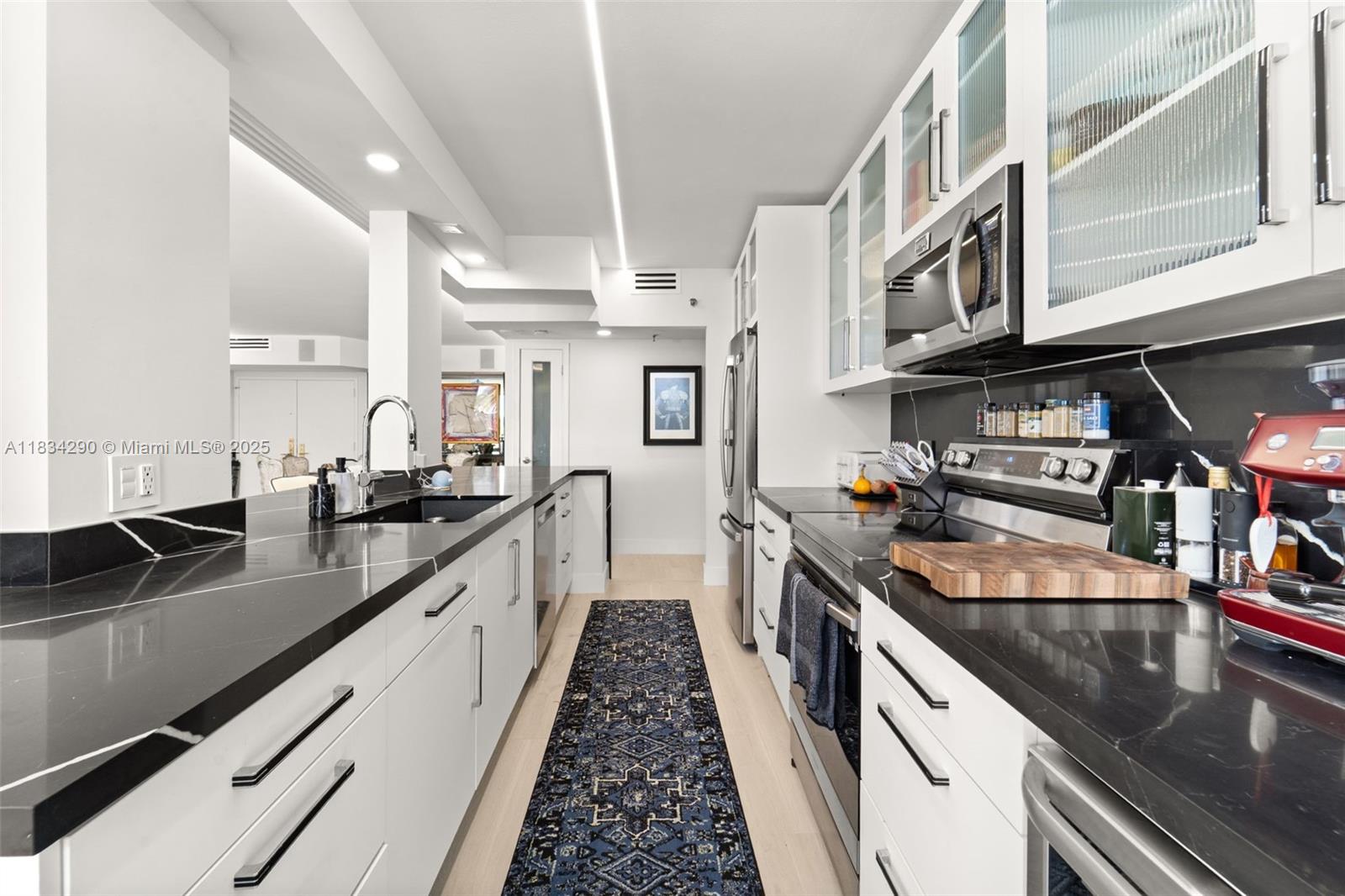 9 Island Ave #406 Miami Beach, FL 33139