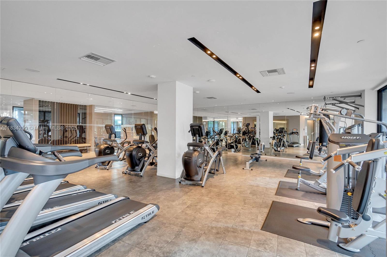 9 Island Ave #406 Miami Beach, FL 33139