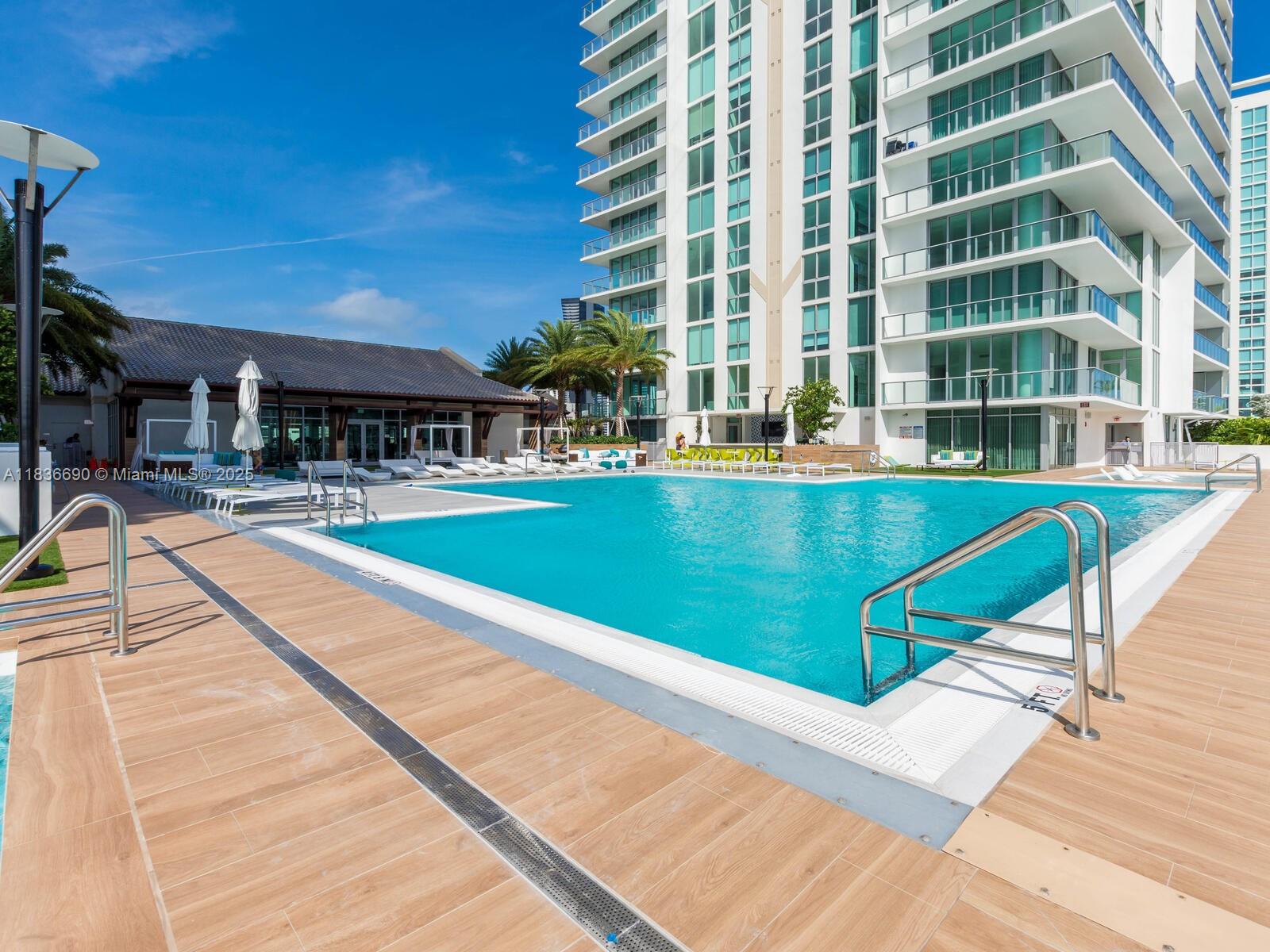 image Parque Towers72