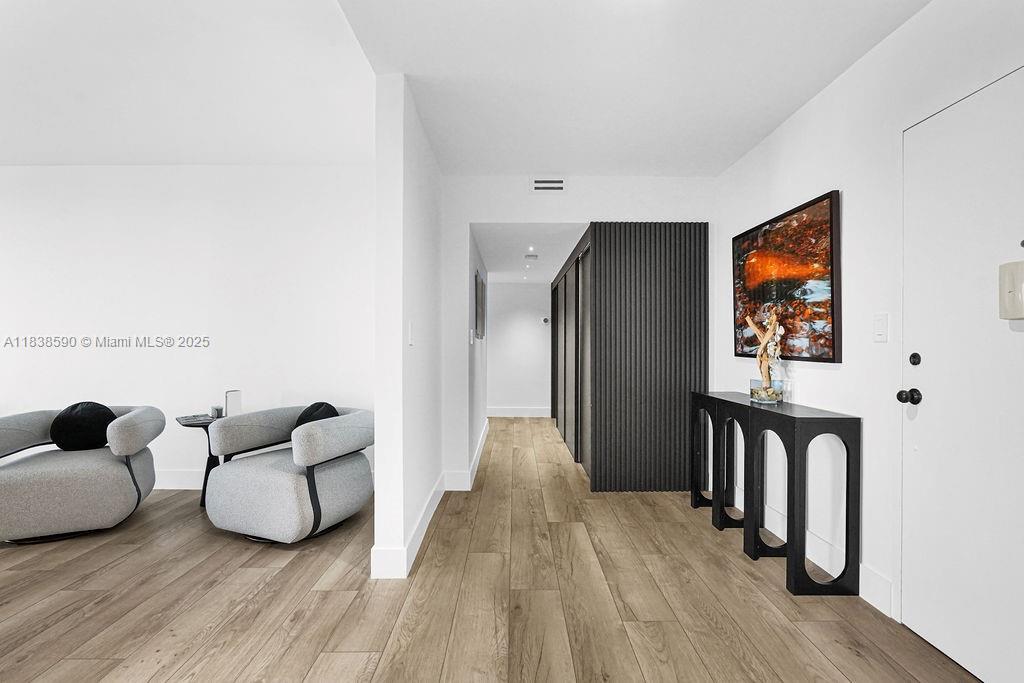 9111 E Bay Hbr Dr #PHD Bay Harbor Islands, FL 33154