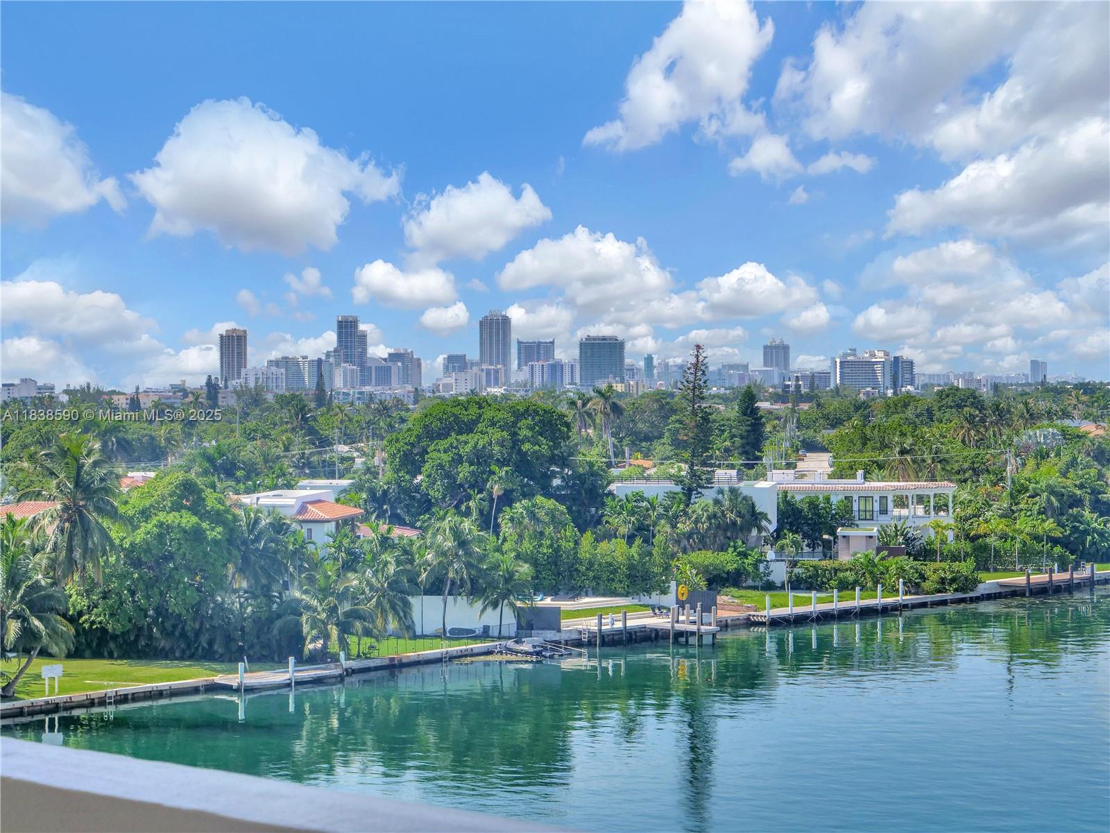 9111 E Bay Hbr Dr #PHD Bay Harbor Islands, FL 33154