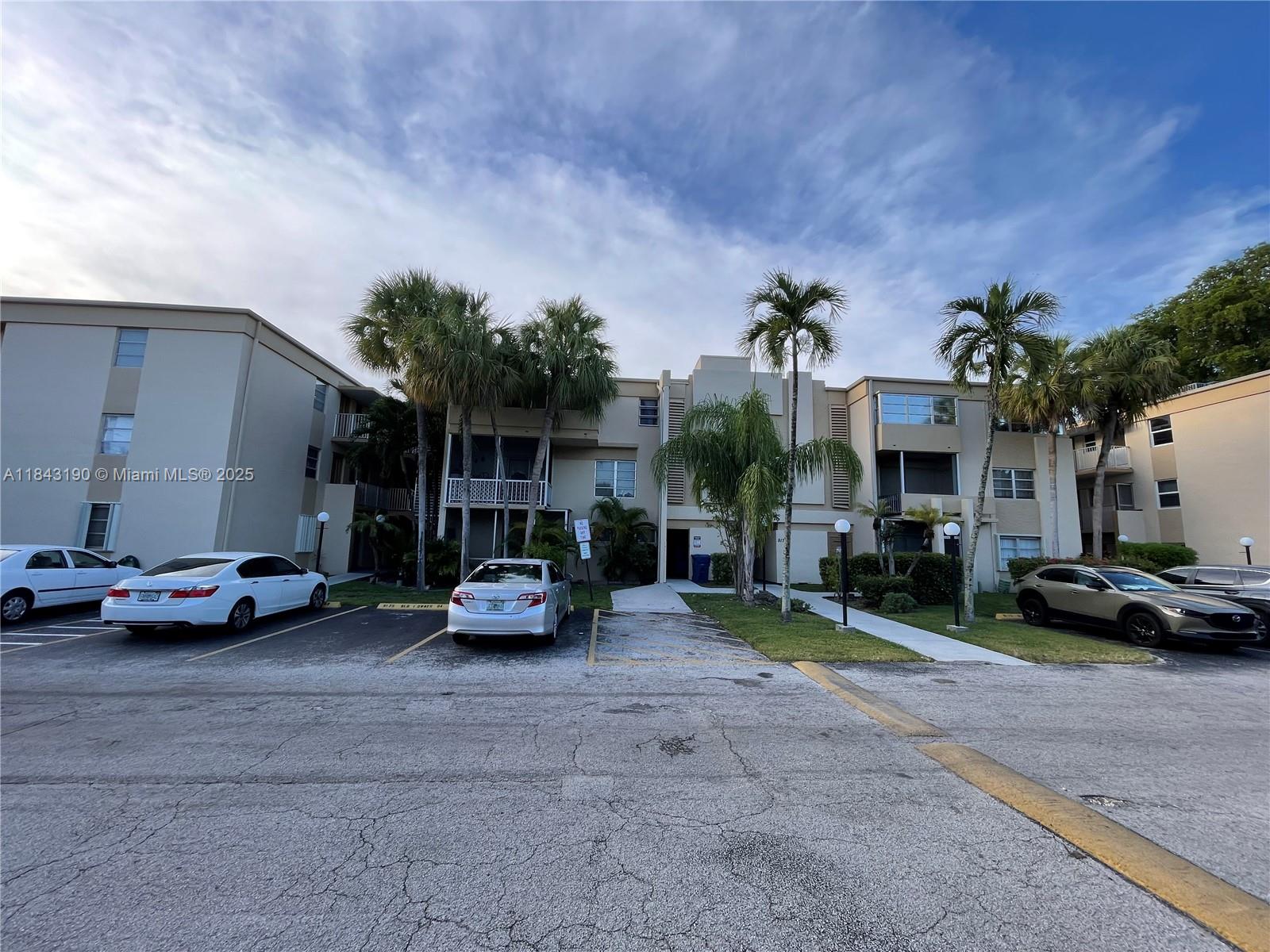 9175 SW 77th Ave #304