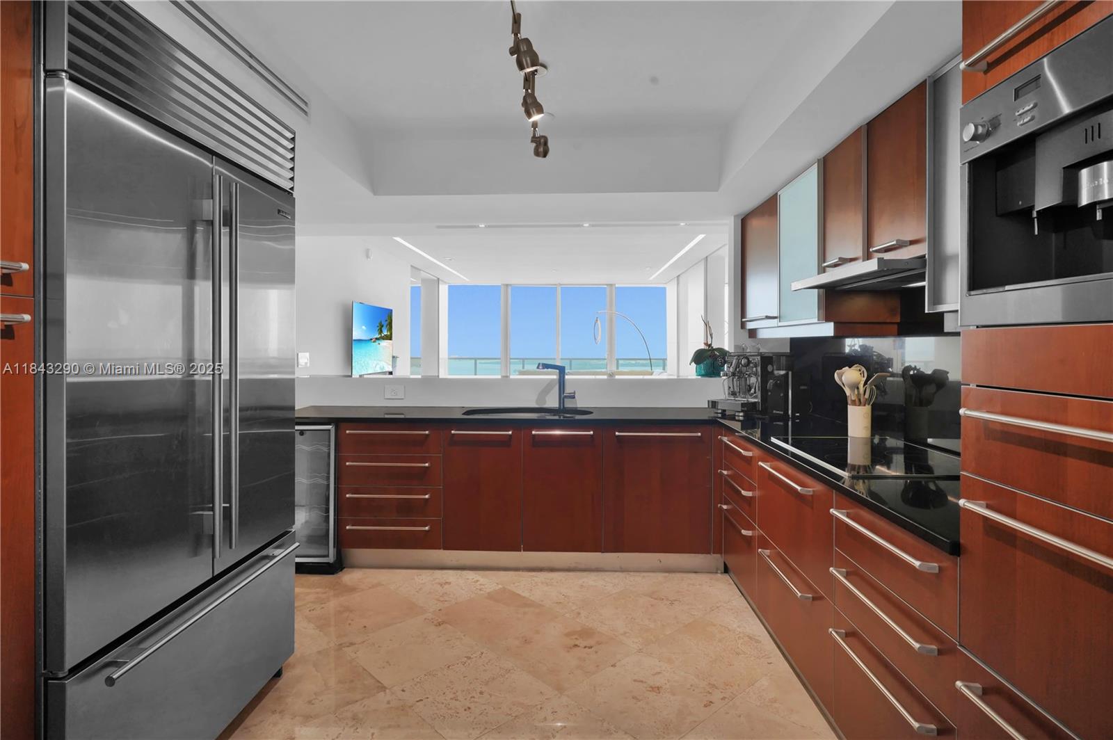 image Jade Residences16