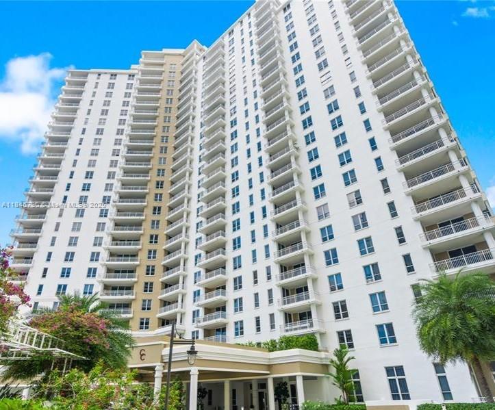 701 Brickell Key Blvd #301