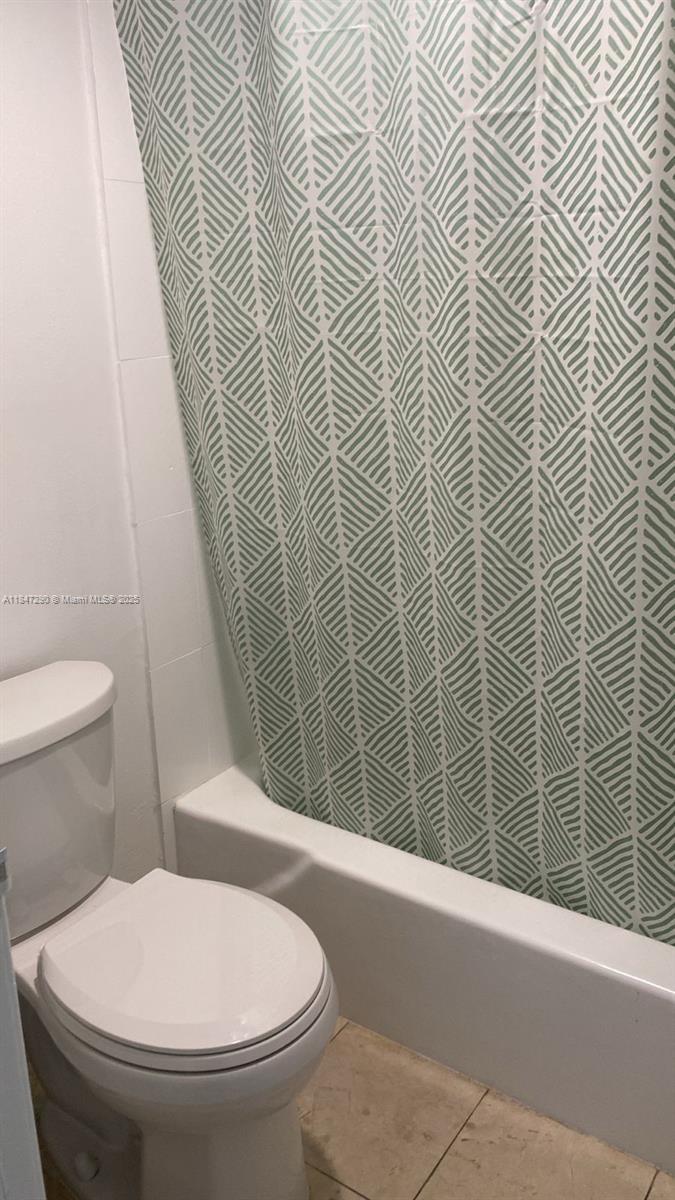 300 Bayview Dr #1901,Sunny Isles Beach, FL 33160