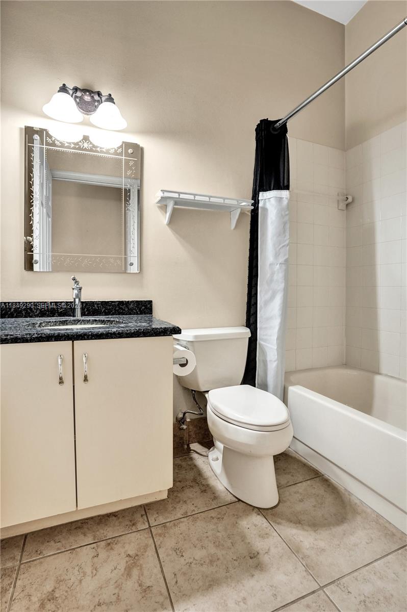 212 Citrus Trl Boynton Beach, FL 33436