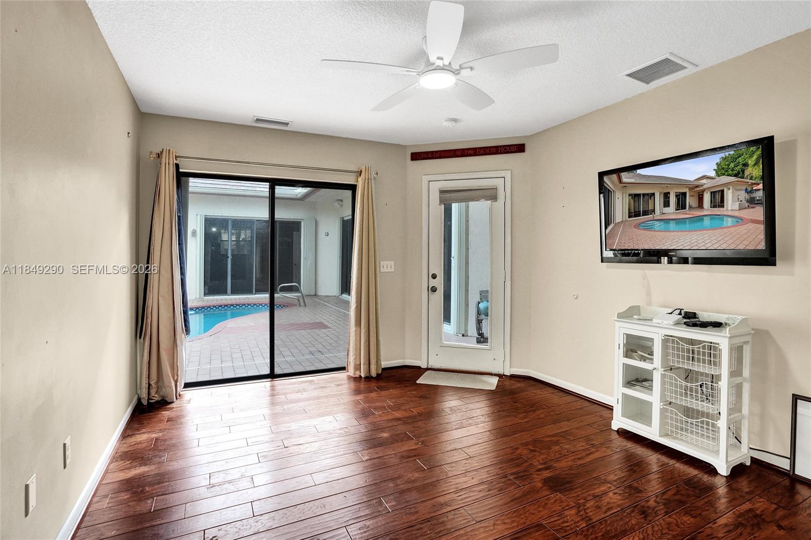 212 Citrus Trl Boynton Beach, FL 33436