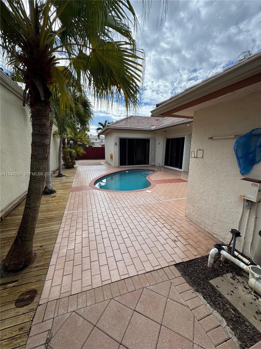 212 Citrus Trl Boynton Beach, FL 33436