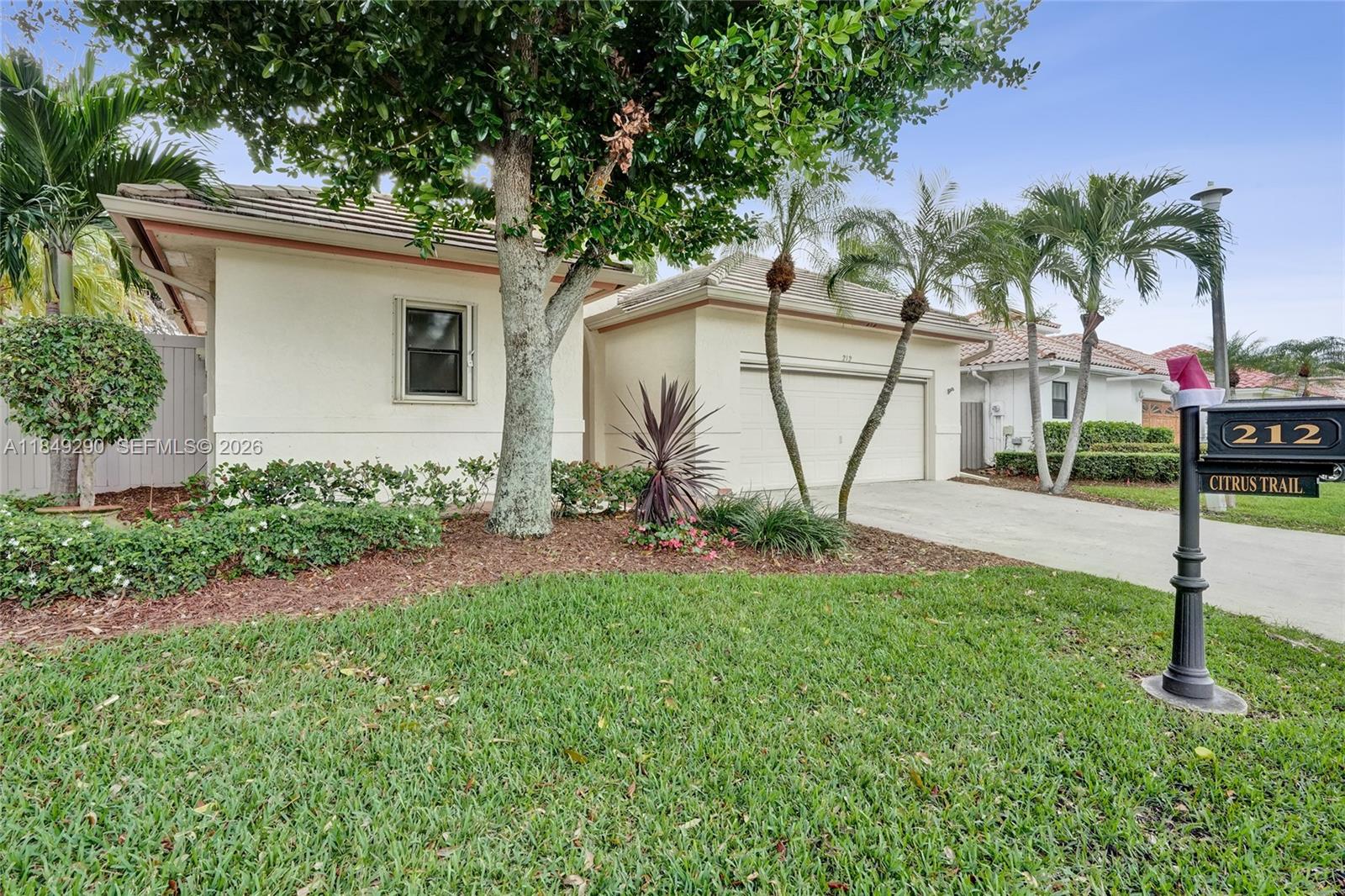 212 Citrus Trl Boynton Beach, FL 33436
