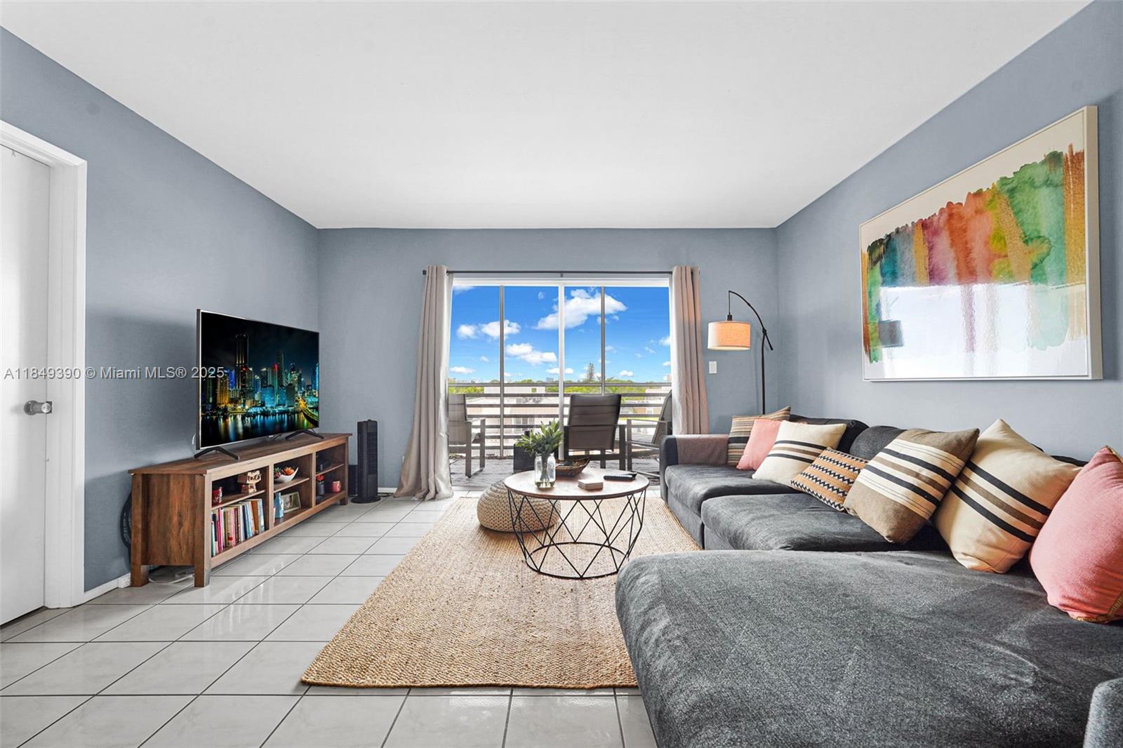 3050 NE 16th Ave #605