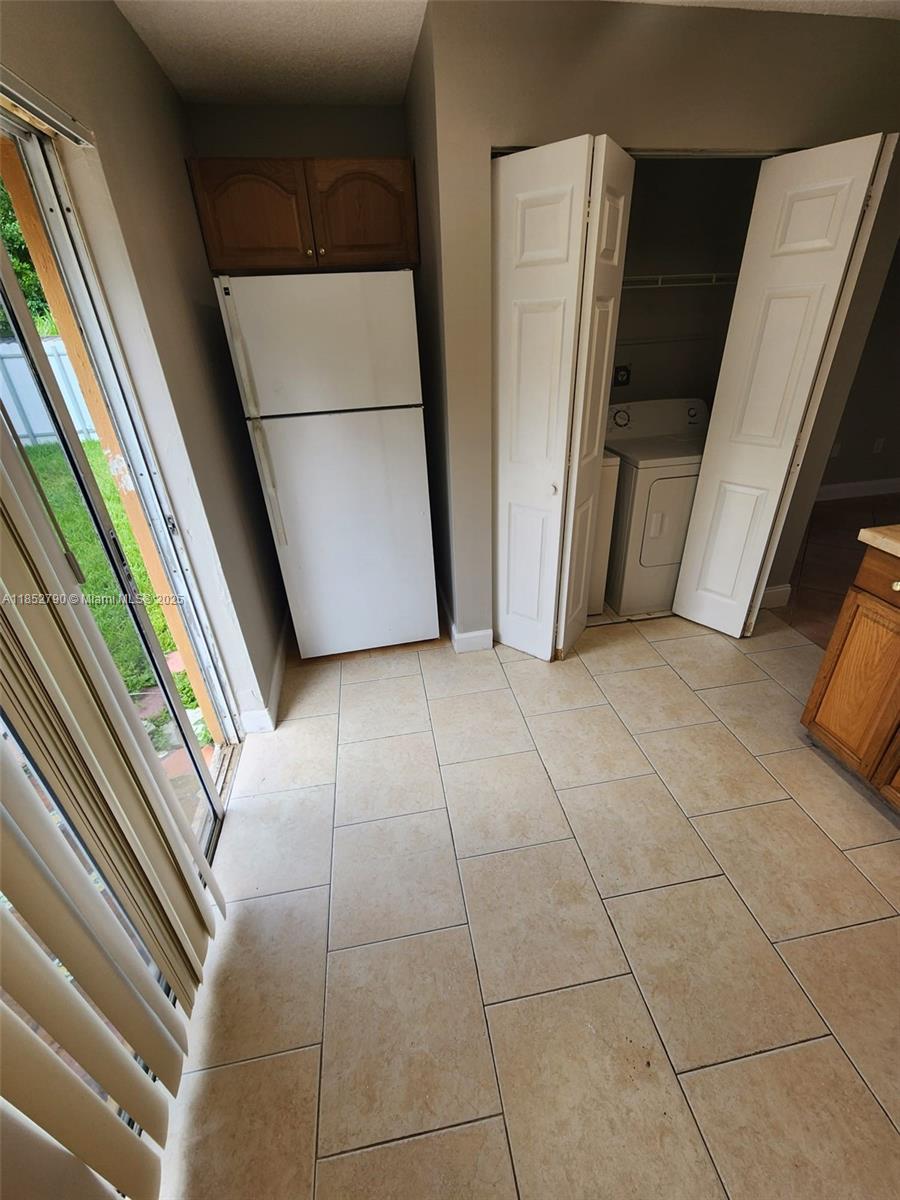 10521 SW 207th St #House Cutler Bay, FL 33189